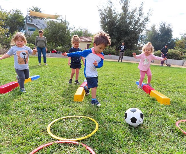 Hello Parents ⚽️
🔵 We have a few more open spots on our upcoming Soccer Season starting in January  for boys &amp; girls Ages 2-6 🤩
🔶To check our open classes &amp; reserve a spot please visit
https://www.emergesoccer.com/register/winter