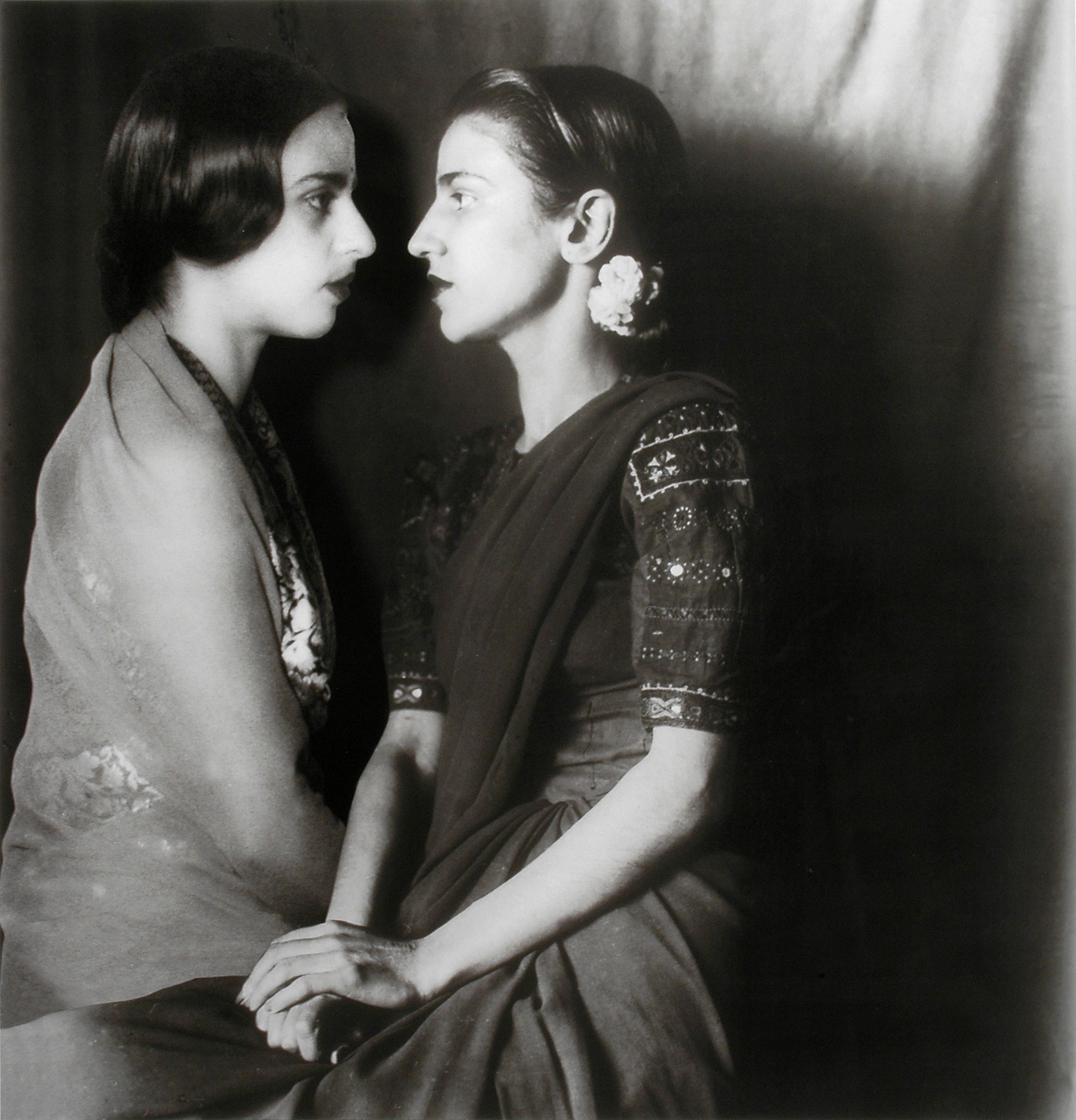  Vivan Sundaram,  Sisters Apart , 2001 from "Re-Take of Amrita" 