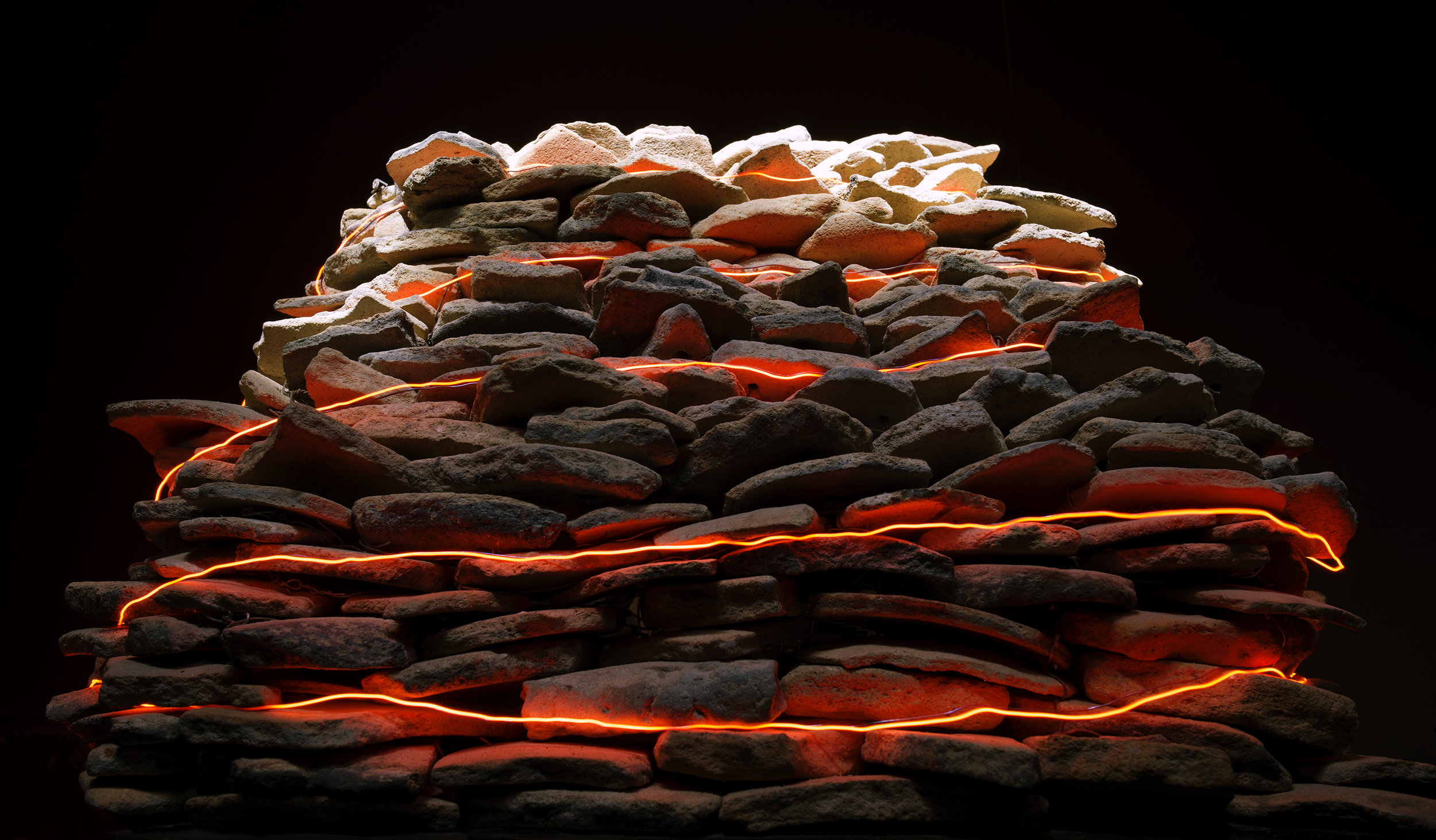  Vivan Sundaram,&nbsp; Terraoptics Burnt Mound (Side View) , 2016 