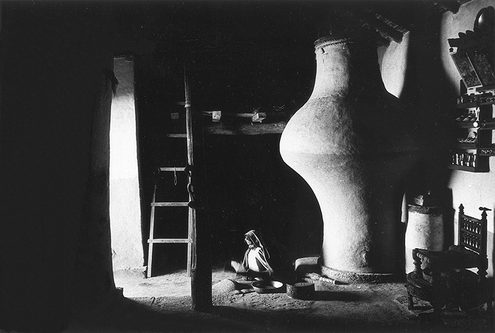  Bhupendra Karia,&nbsp; Woman and Silo, Bhakarla, &nbsp;1968 