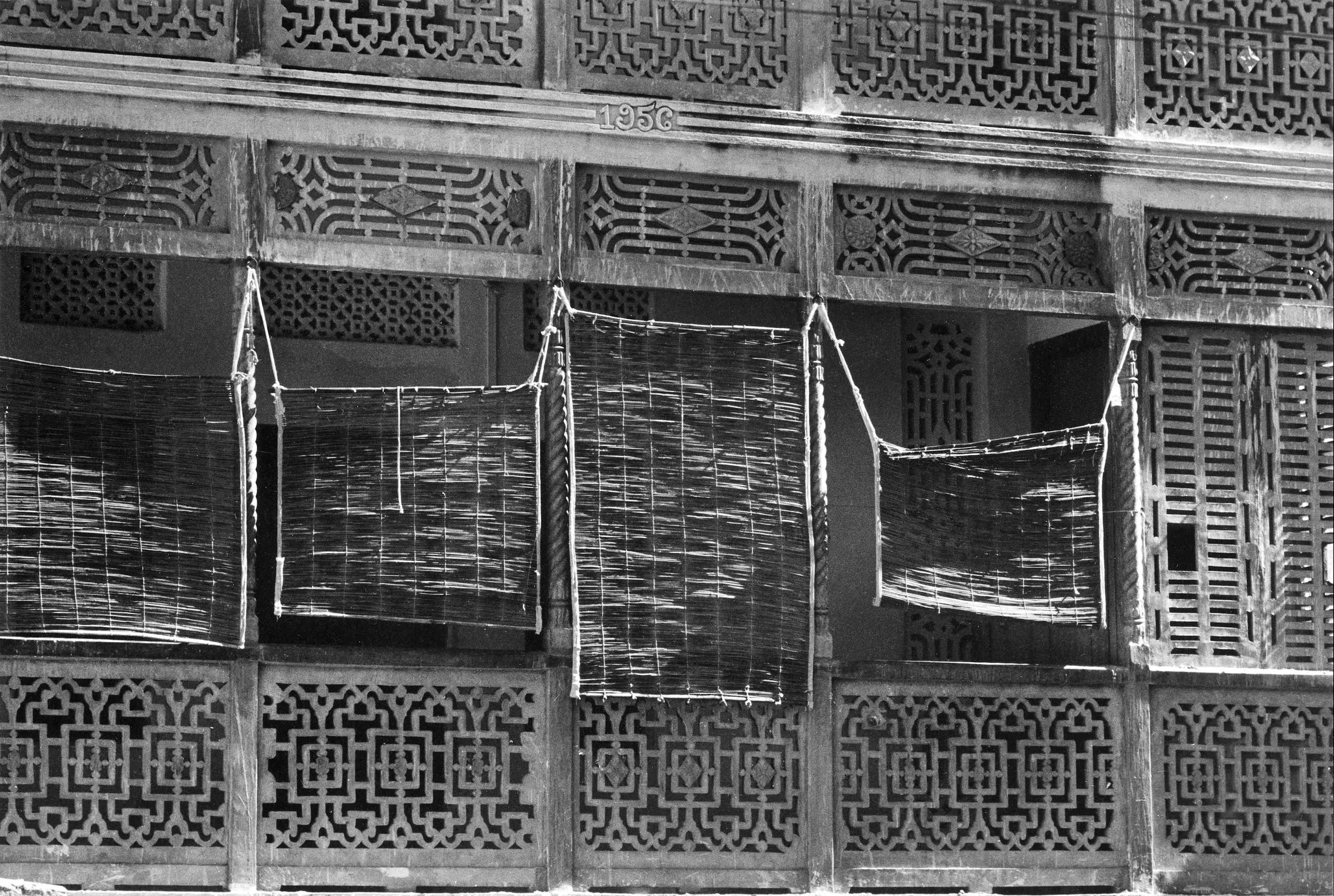  Bhupendra Karia,  Netting in building windows, North Delhi , 1969 