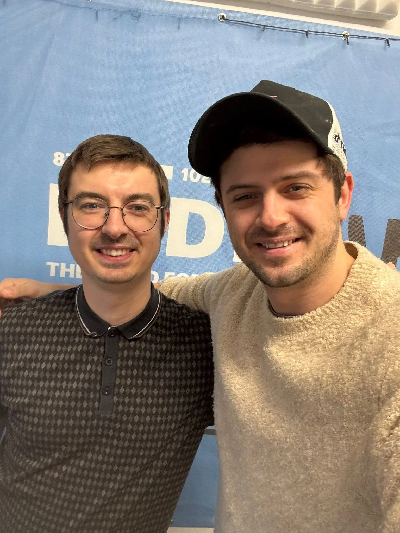 Interview and live performance from Jonny Gray