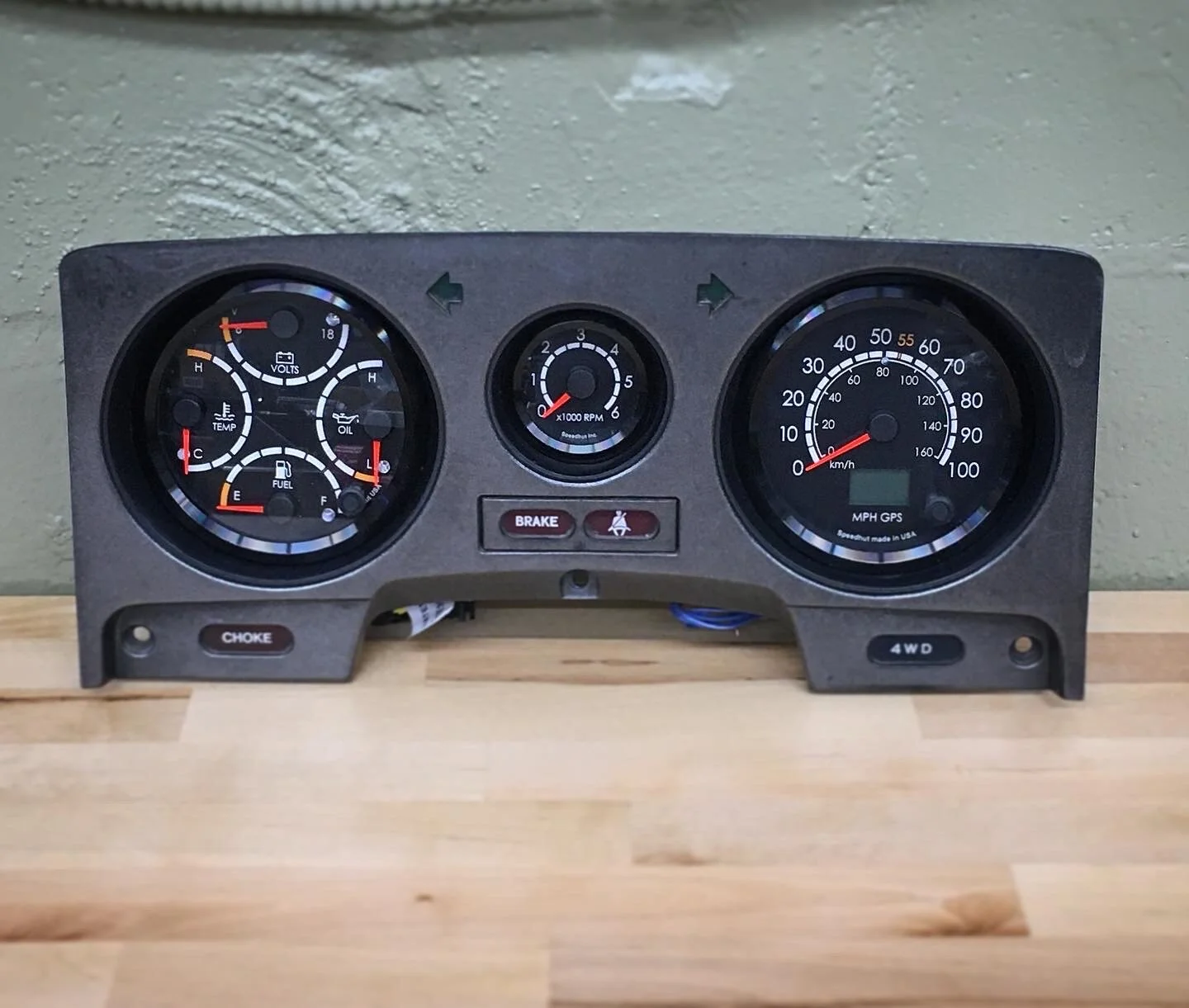 Land Cruiser Speedhut Gauges.jpeg