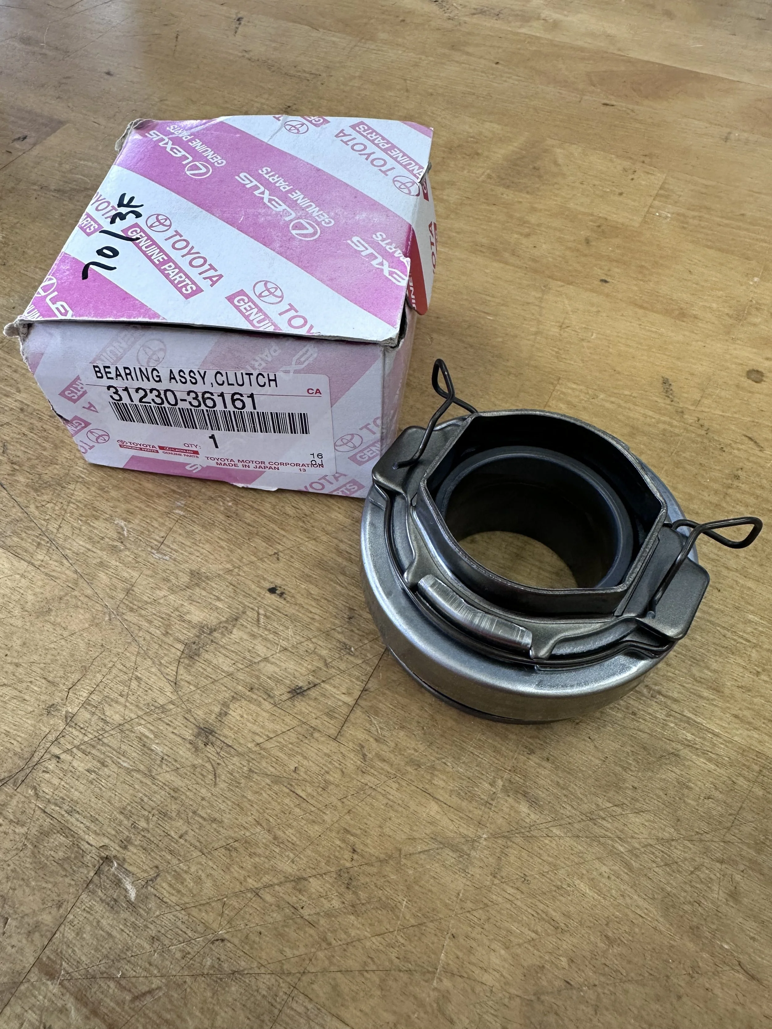 Clutch Bearing Assembly 31230-36161.jpeg