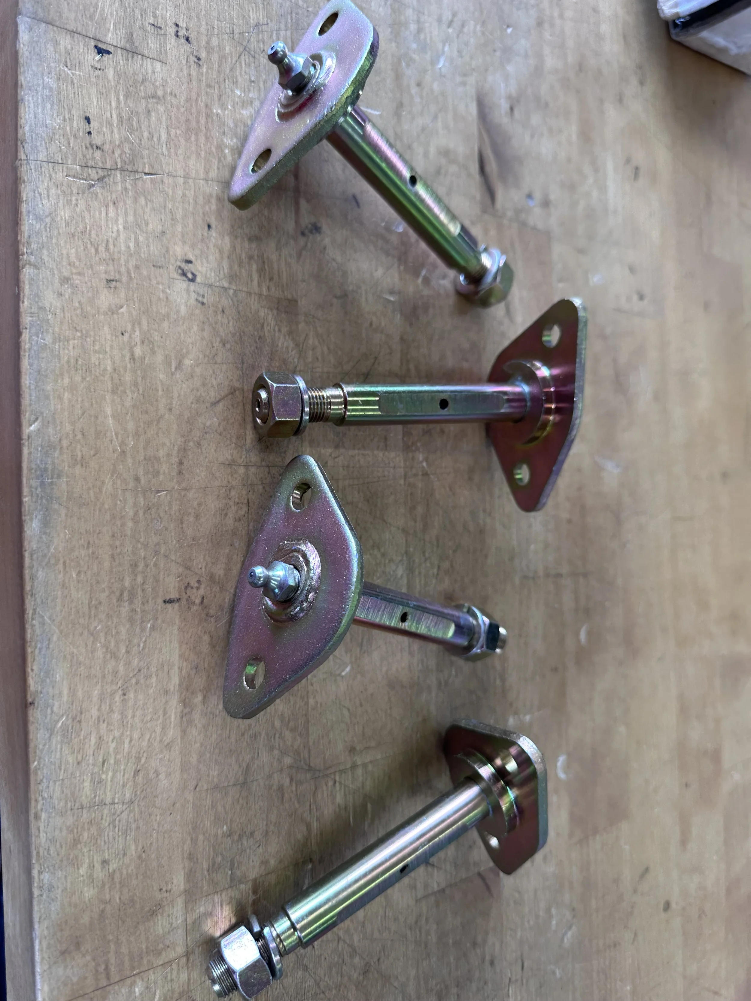 Greasable Fixed End Pin.jpeg