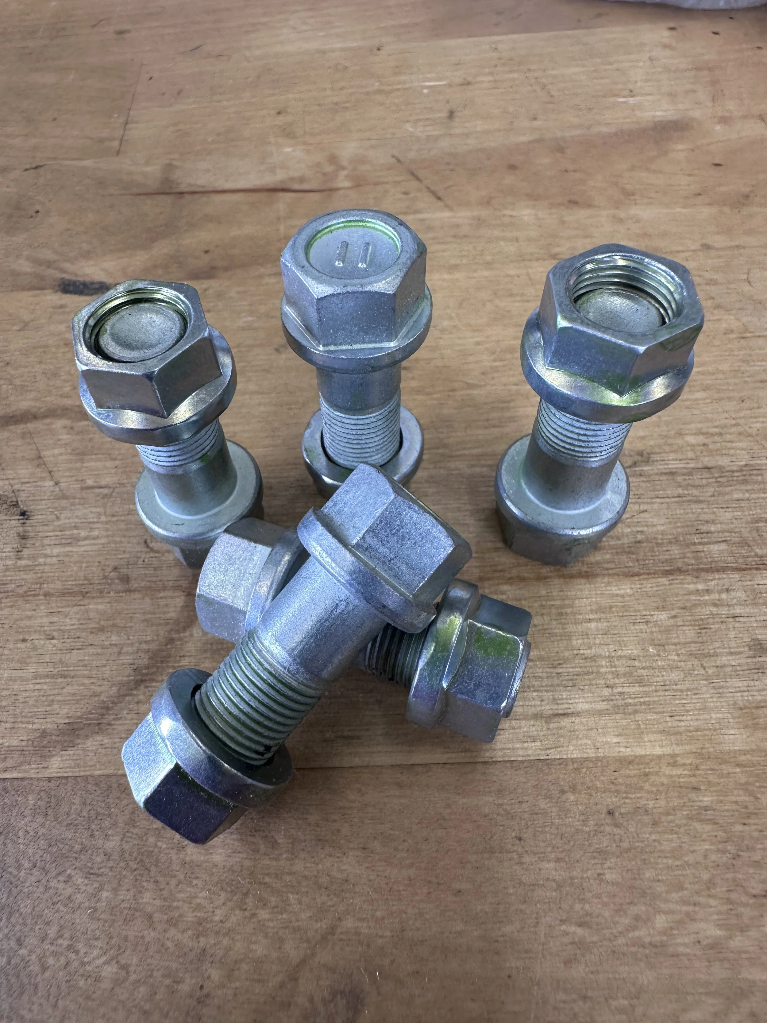 Hex Bolt Set 90105-11H00.jpeg