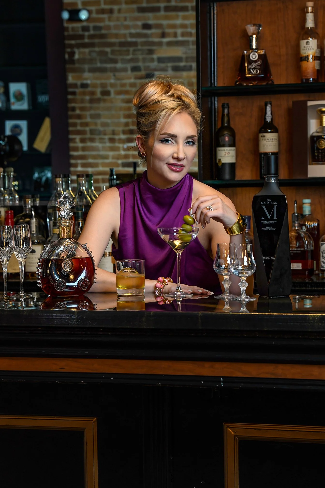 the scout guide Kayt-30045RT copy.jpg