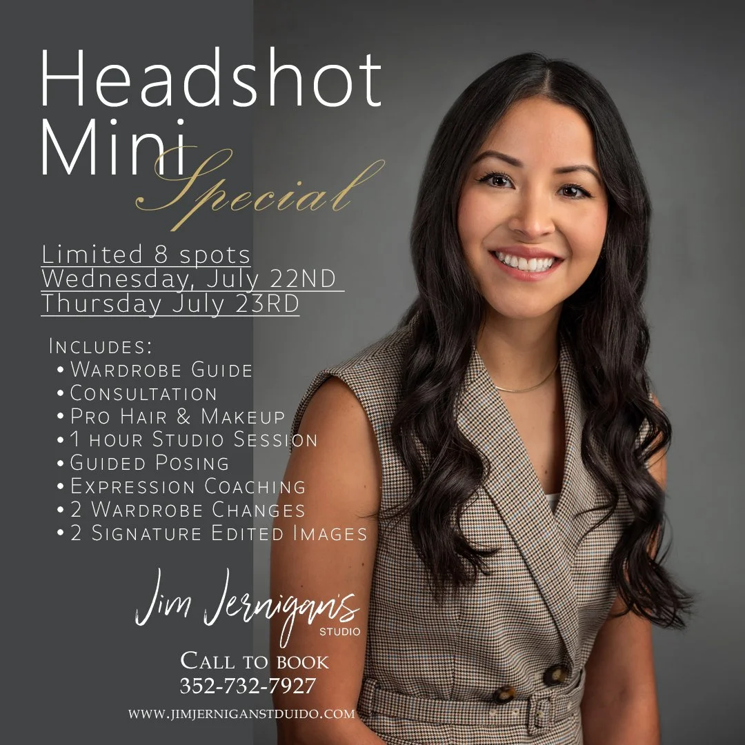 Headshot mini 2.jpg
