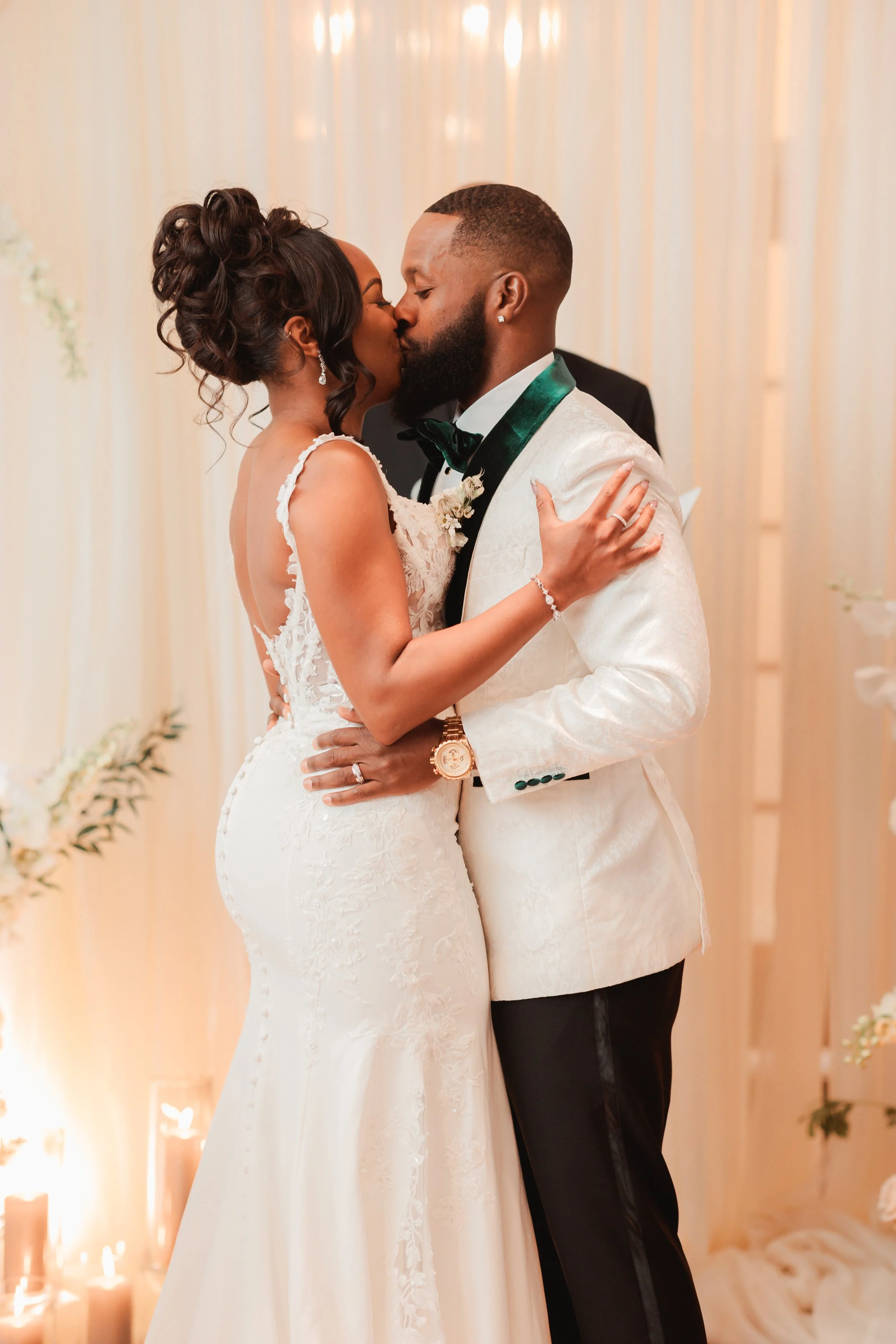first-kiss-candlelight-historic-post-office-hampton-by-love-events.jpg.JPG