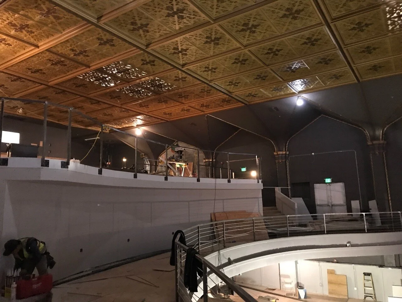  Balcony construction 