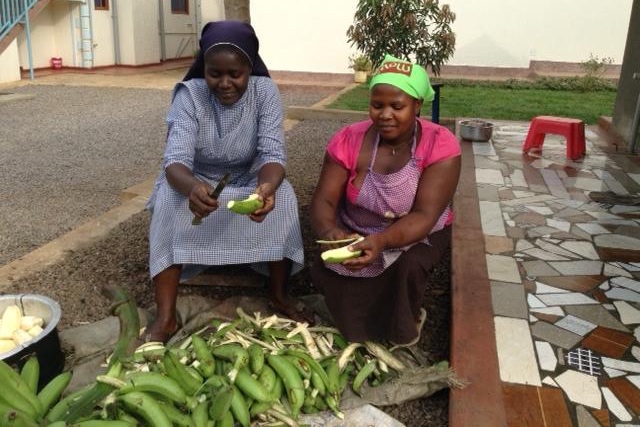 Preparing vegetables in Jinja