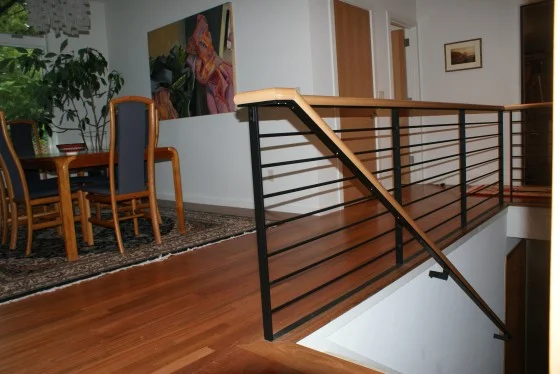 Horizontal-Railings-5-560x374.jpg