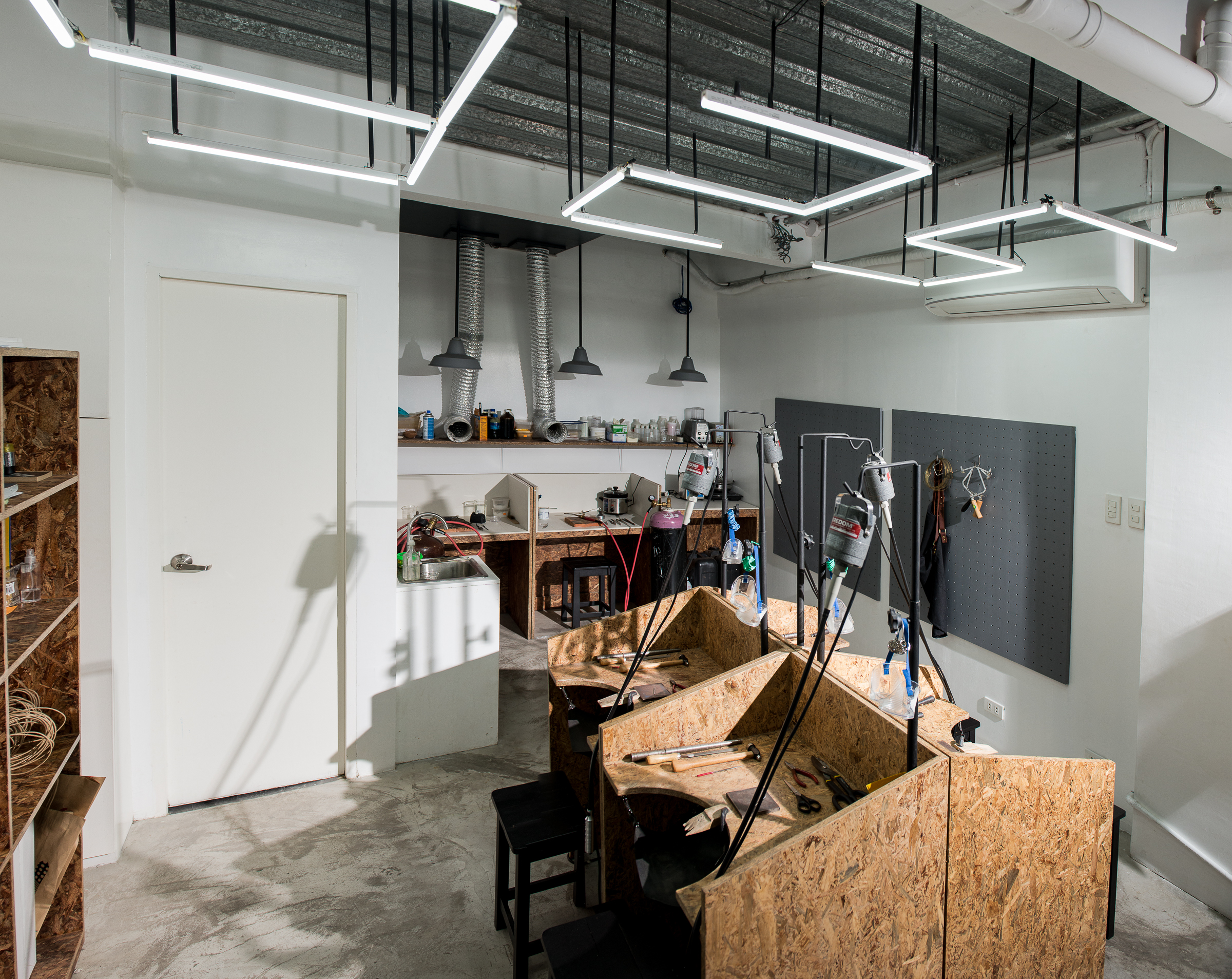 MHidalgo_Studio925_Feb2018--2.jpg
