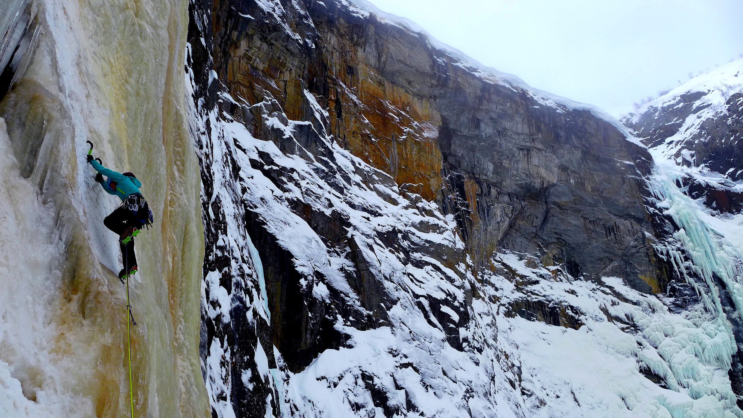 Hjölmo Kopie 2.jpeg