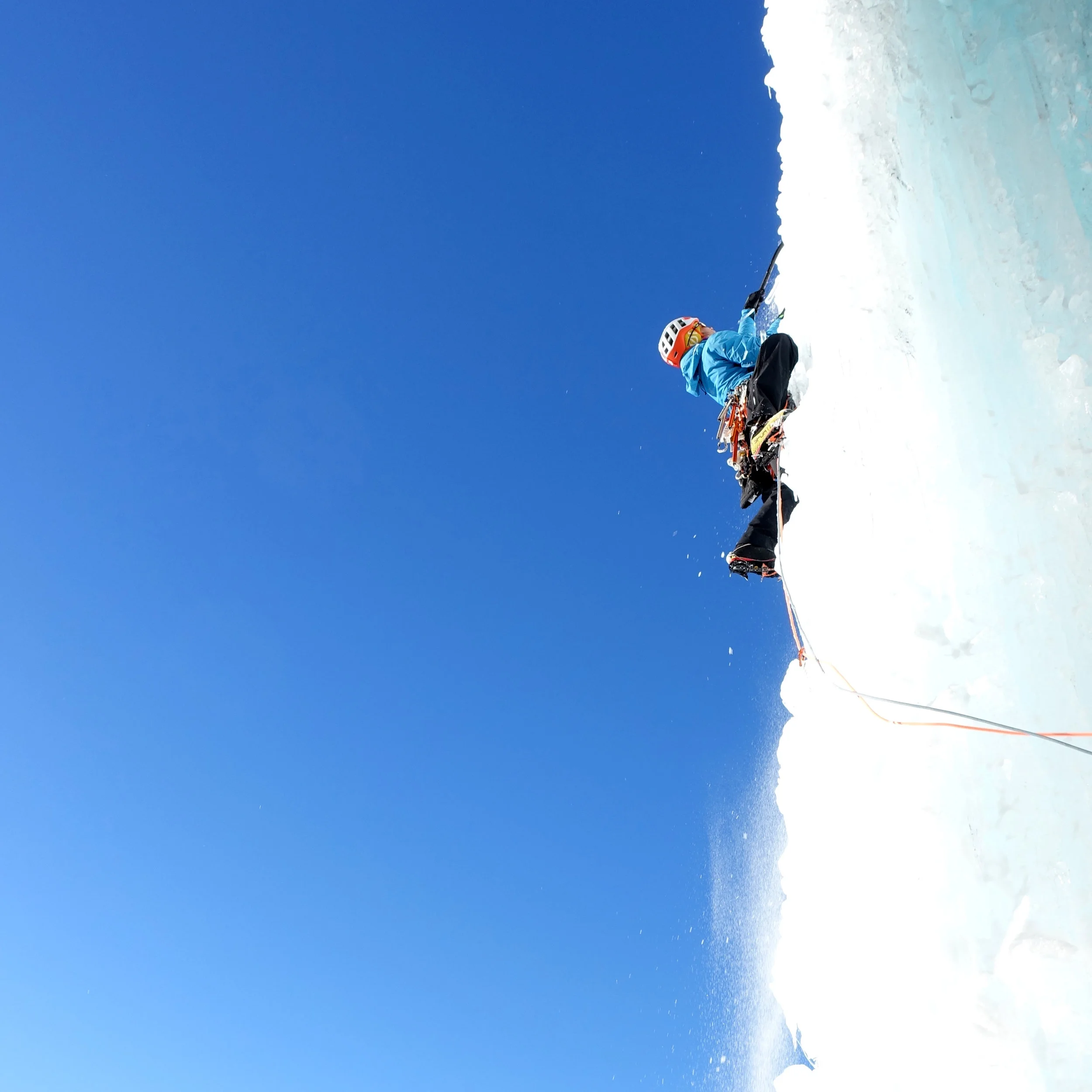Heike_Schmitt_on_Stortstampen_Troms_Norway_picture_Matthias_Scherer.jpg