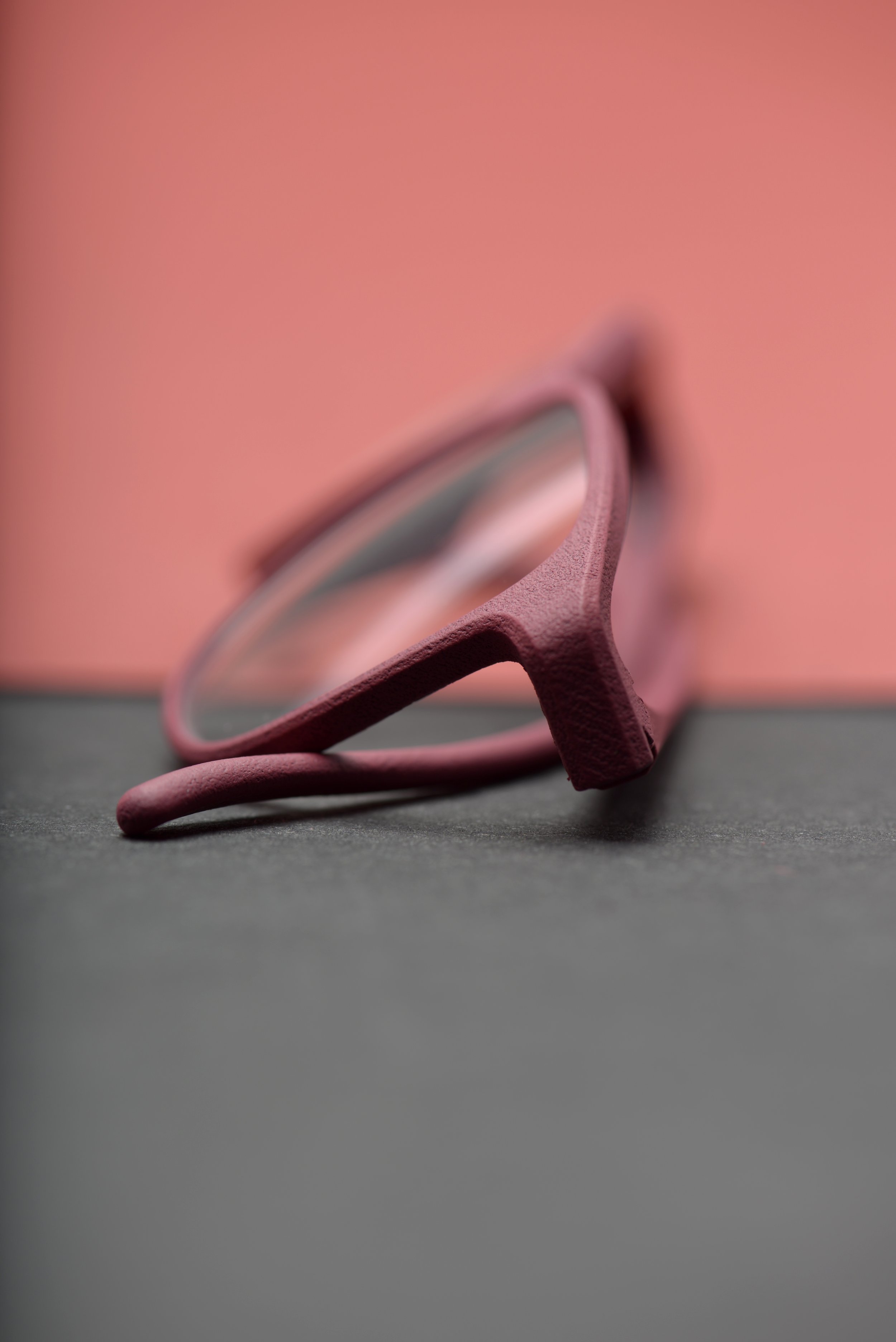 ROLF-substance-detail-gentle_redviolet .jpg