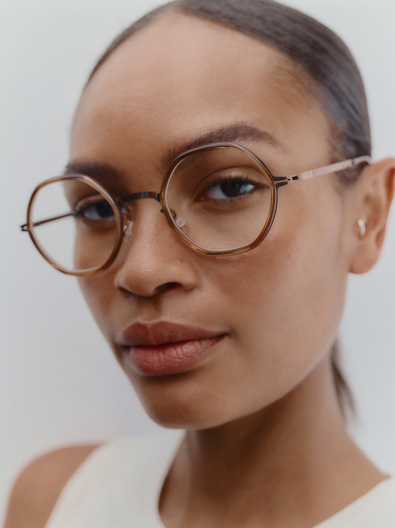 37-MYKITA-Campaign-2024-LITE-ACETATE-RINGS-ALYA-RGB-72.jpg