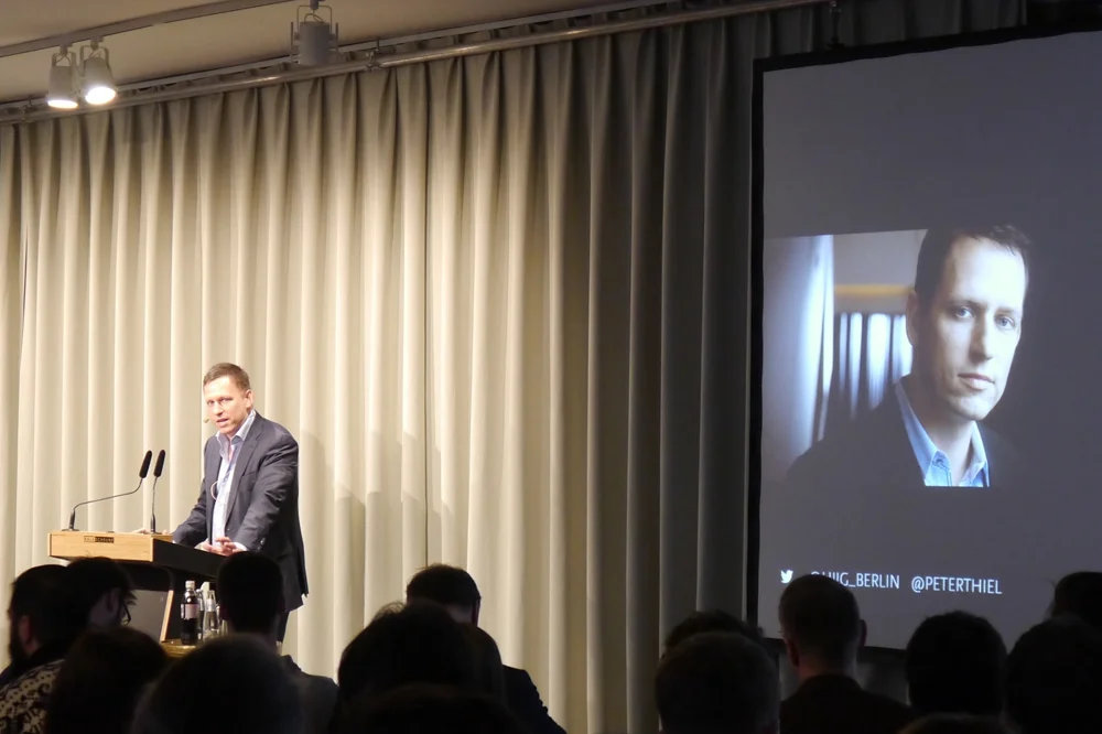 Lunch-Talk-mit-Peter-Thiel-Kalkscheune-Berlin.jpg