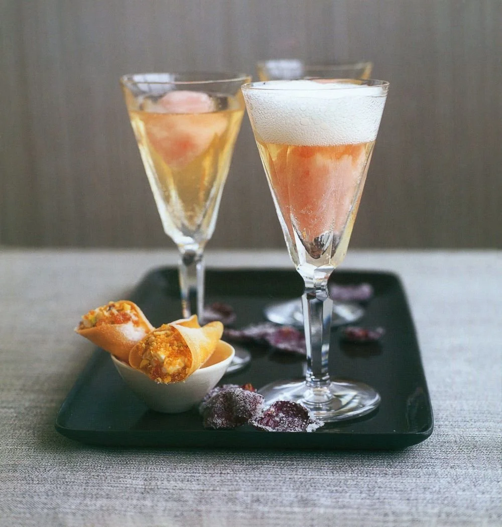 Newsletter: 🥳 Your New Year’s party planner (plus an option if you need a late gift) 🎁