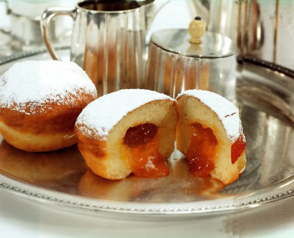 Newsletter:  🍩 American classics + home-cooked flavors of Germany 🥧