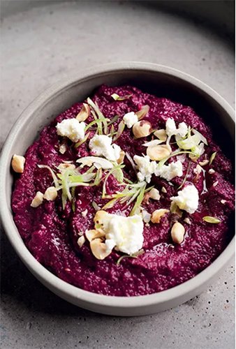 Puréed Beetroot with Yoghurt and Za'atar