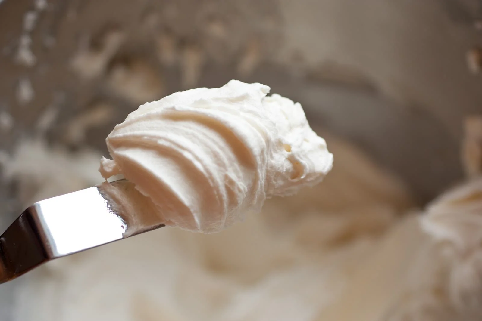 Sugar-Free Vanilla Buttercream Frosting