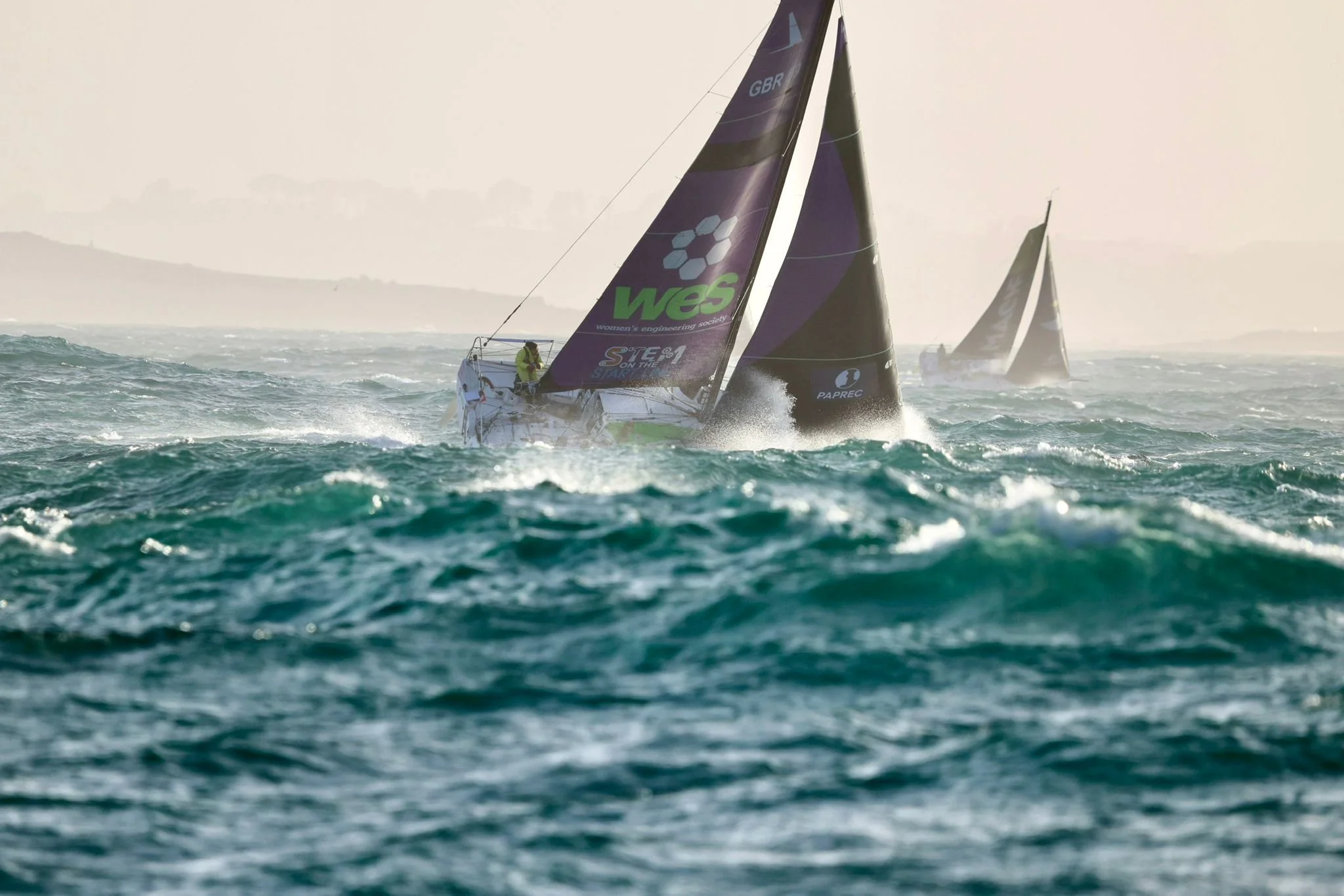  La flota de La Solitaire du Figaro Paprec, rumbo a Vigo. © Thomas Campion 
