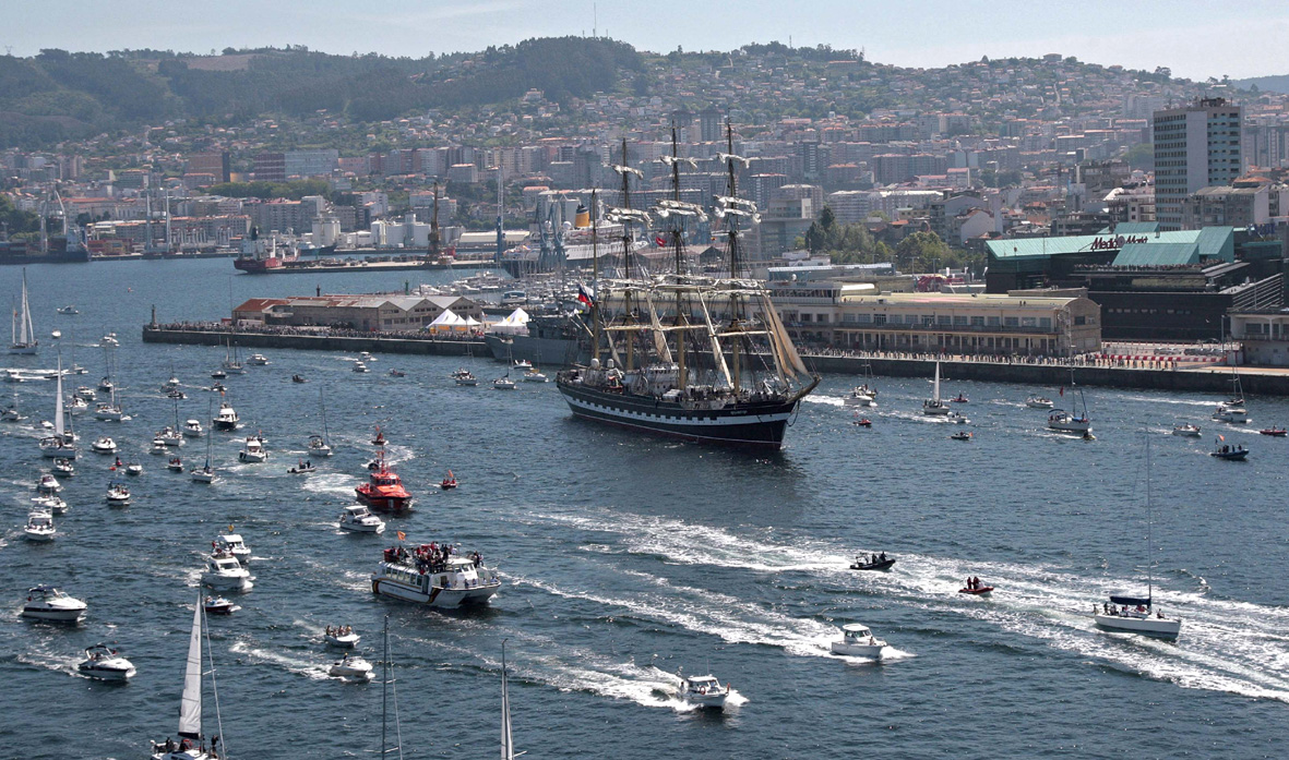 El buque Kruzenshtern en su última visita a Vigo, en 2011