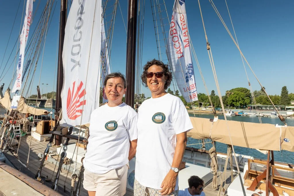 María José del Río y Margarita Campos. tripulantes del Pascual Flores © María Muiña/Iacobus Maris