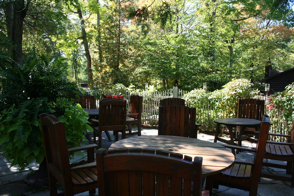 Lot 11 Main Inn stone patio IMG_4556.jpg