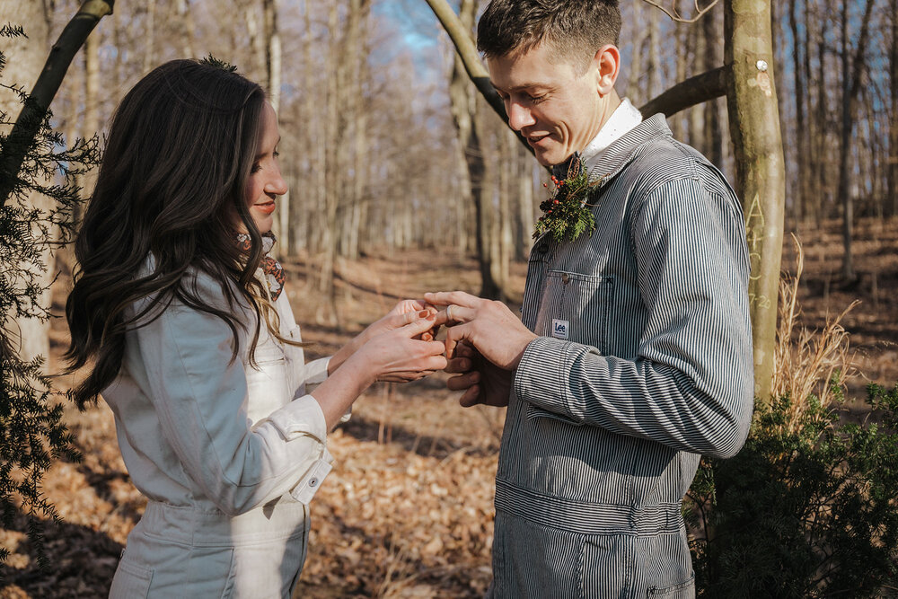 exchanging rings during a couples elopement
