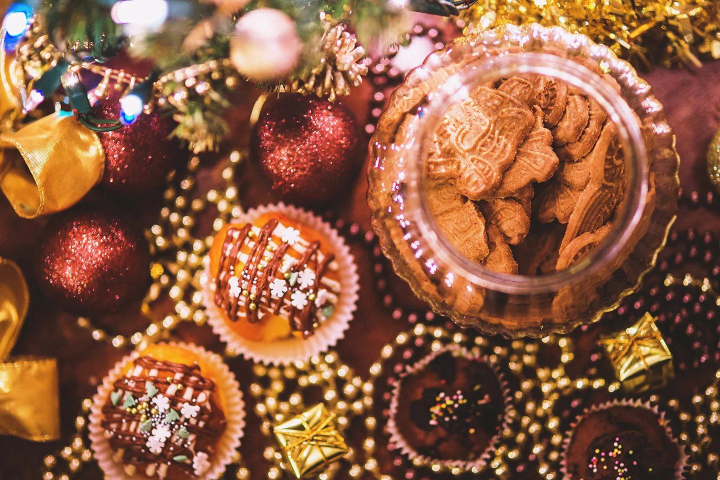 food-sweet-cookies-christmas.jpg