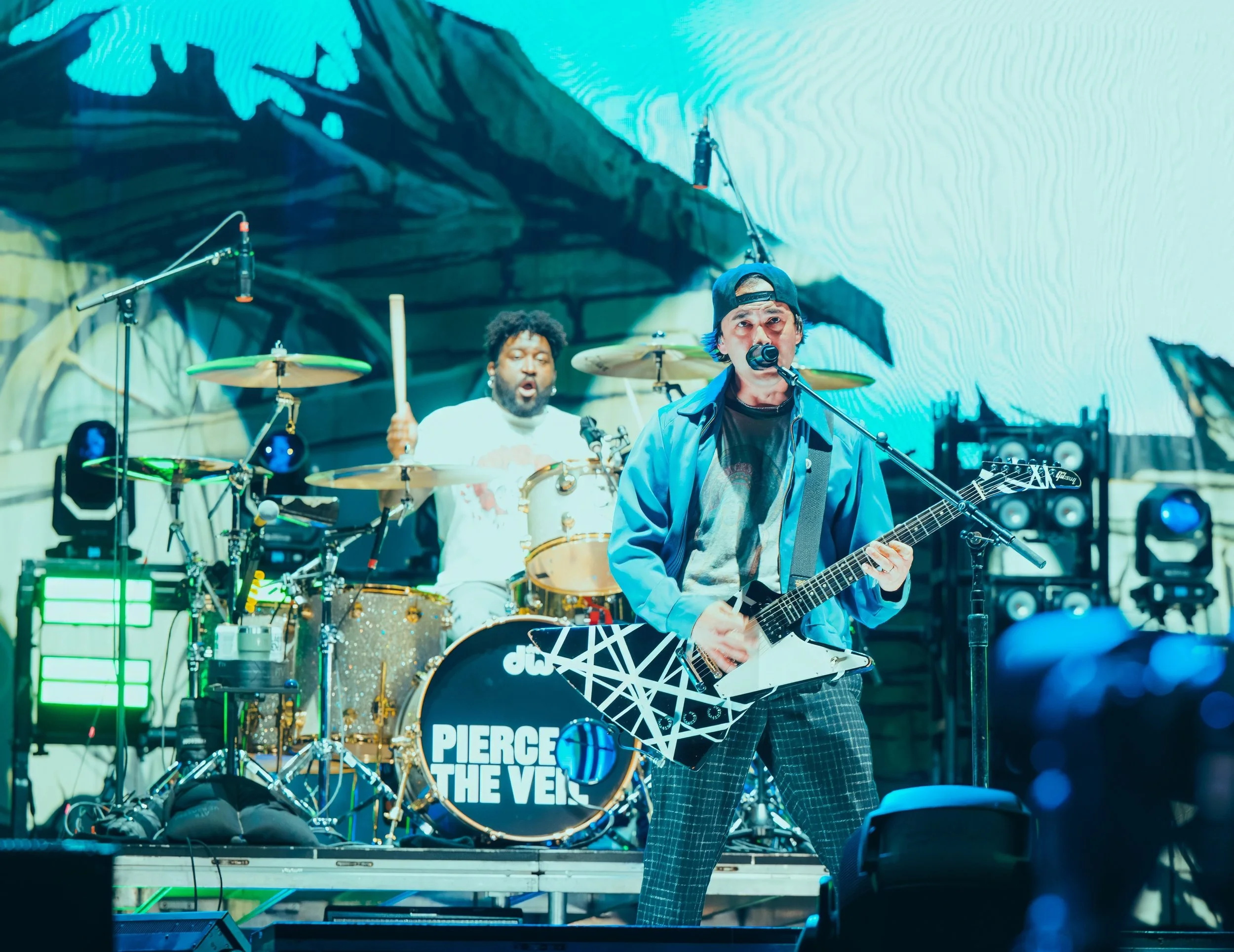 Pierce the Veil 24-37.jpeg