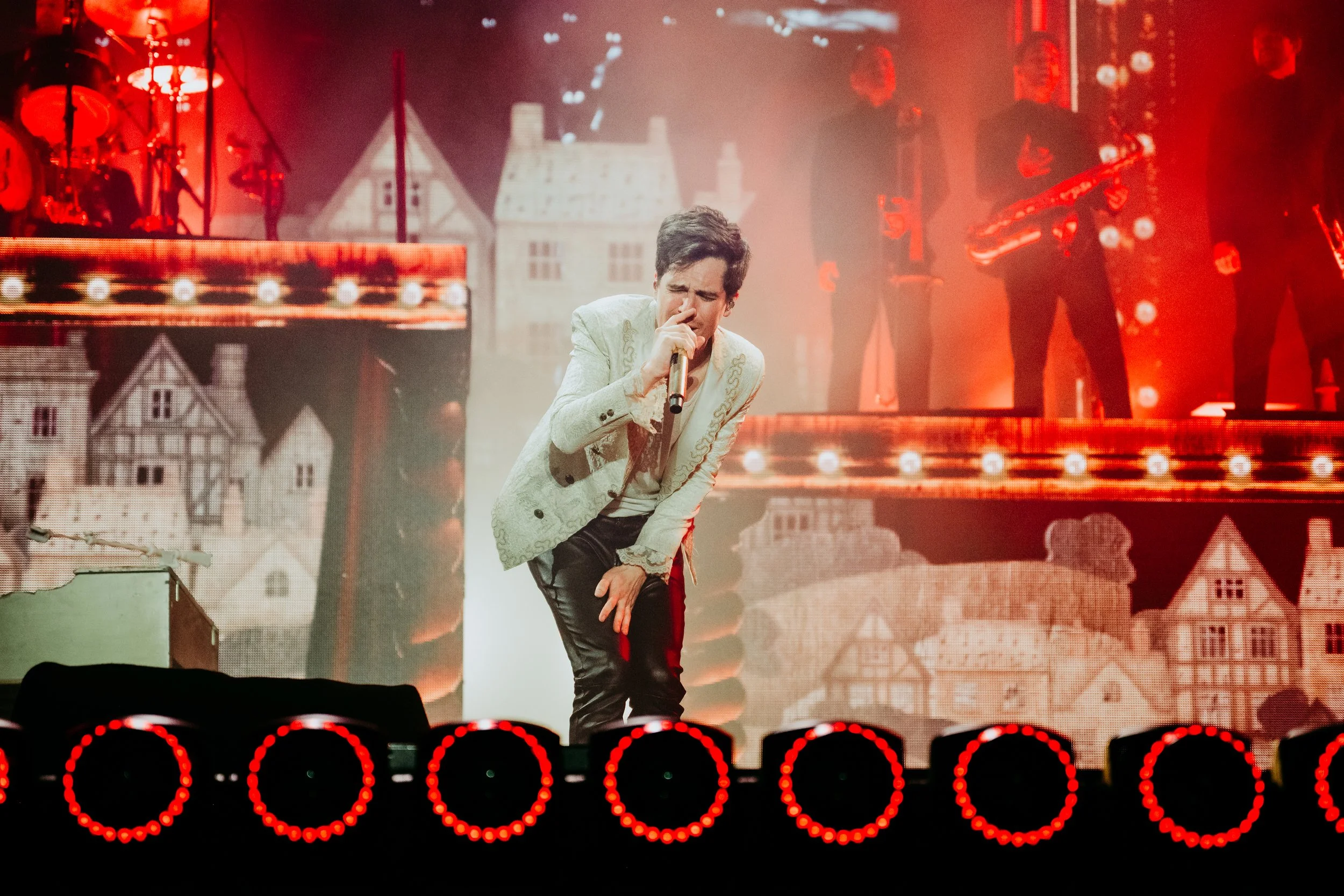 Panic at the Disco-11.jpg