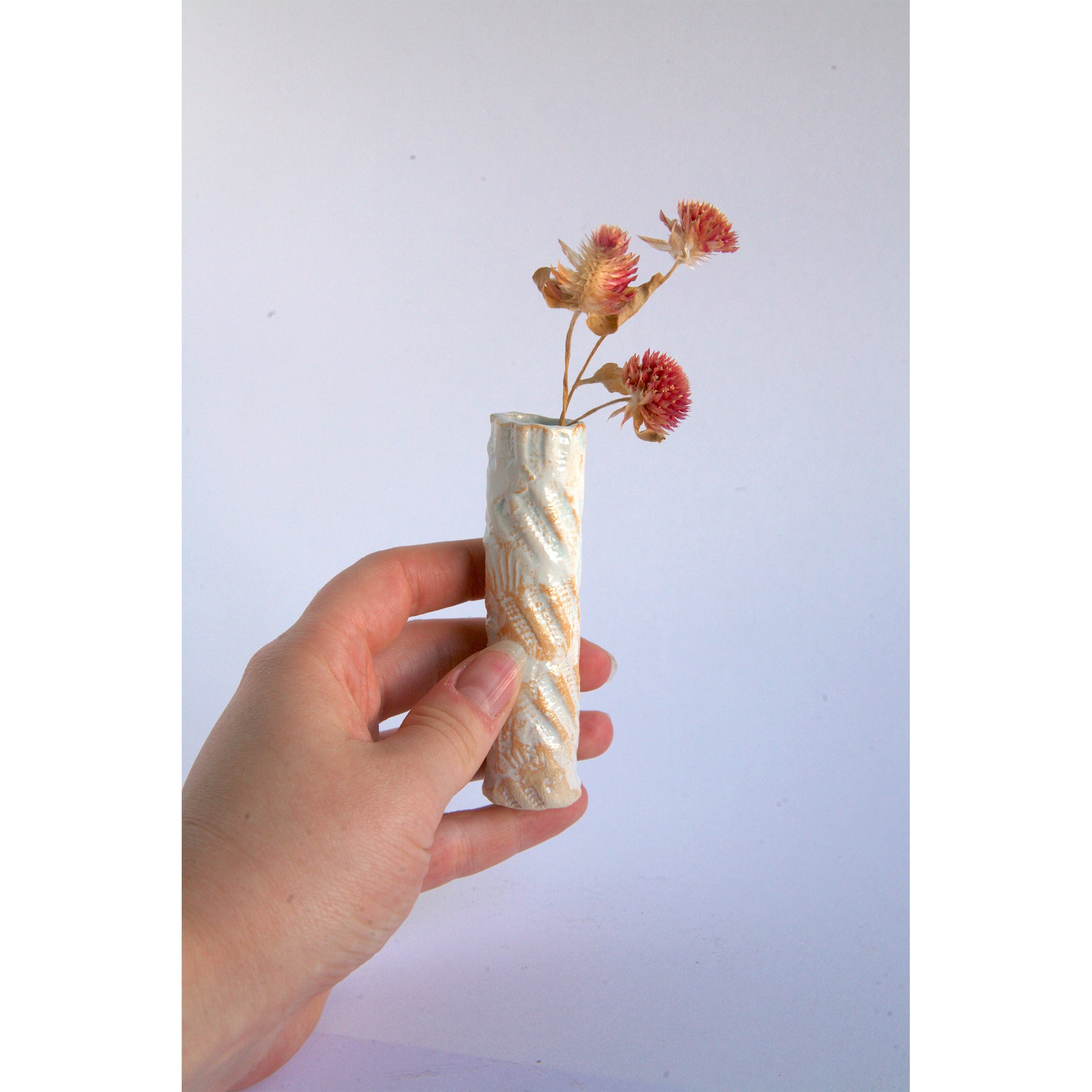 small shell vase 4.jpg
