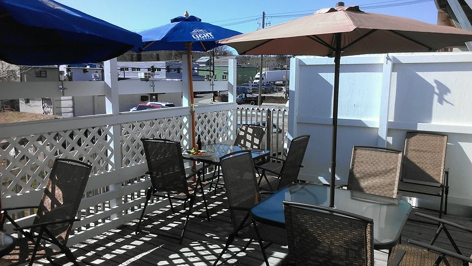 strangefellows_patio.jpg