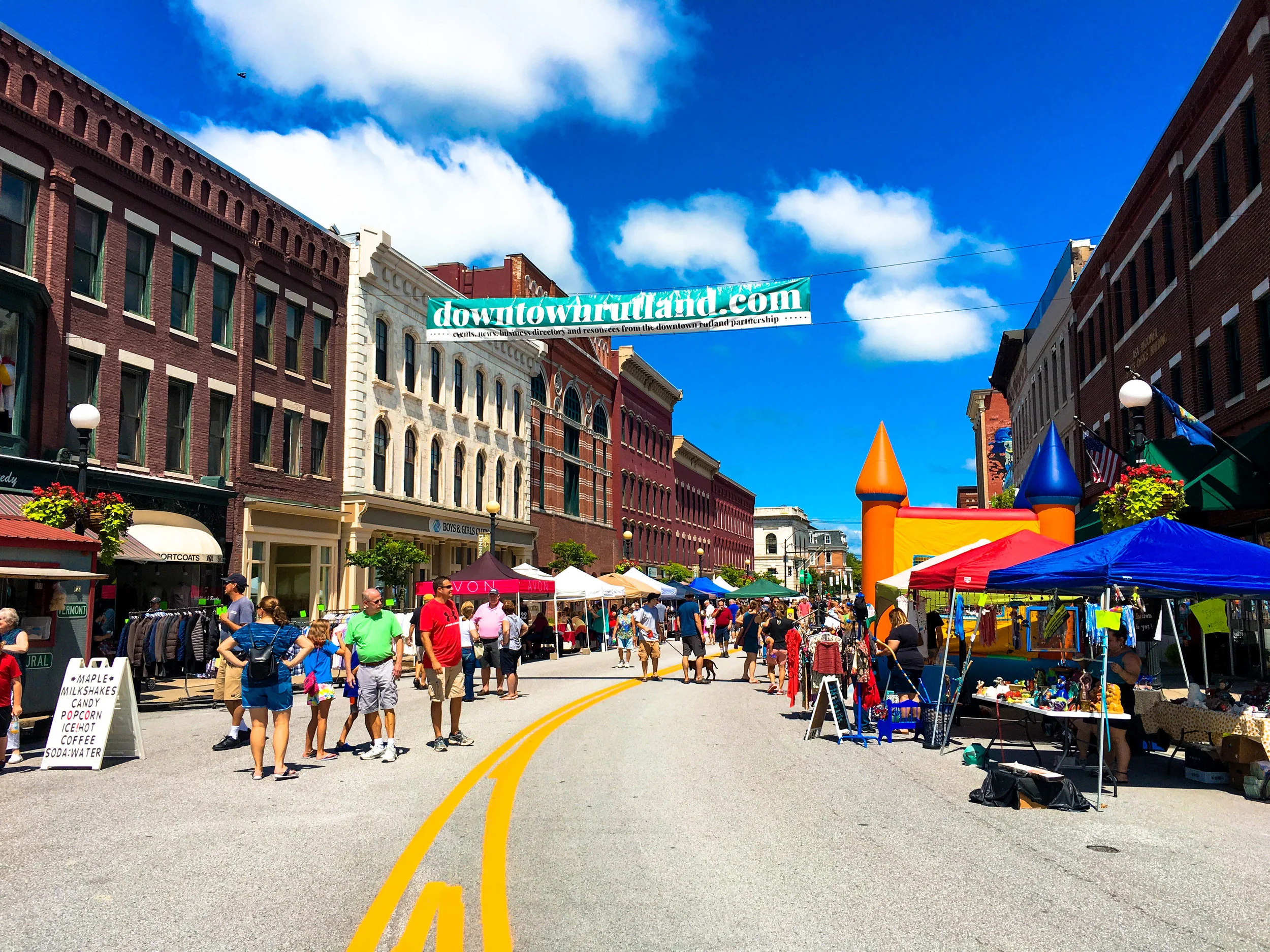 StreetParty_MerchantsRow-1.jpg