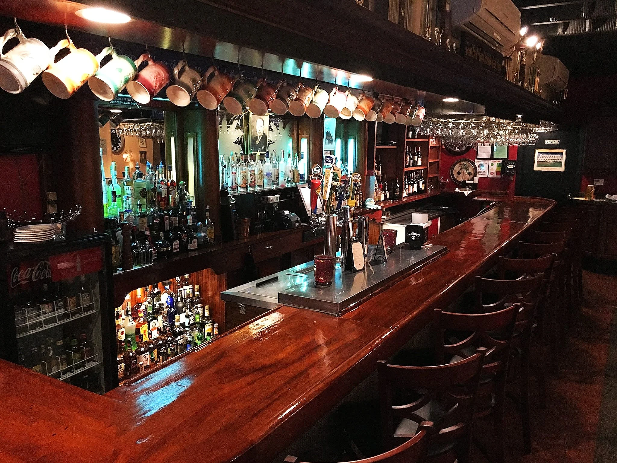 thepalms_bar.jpg