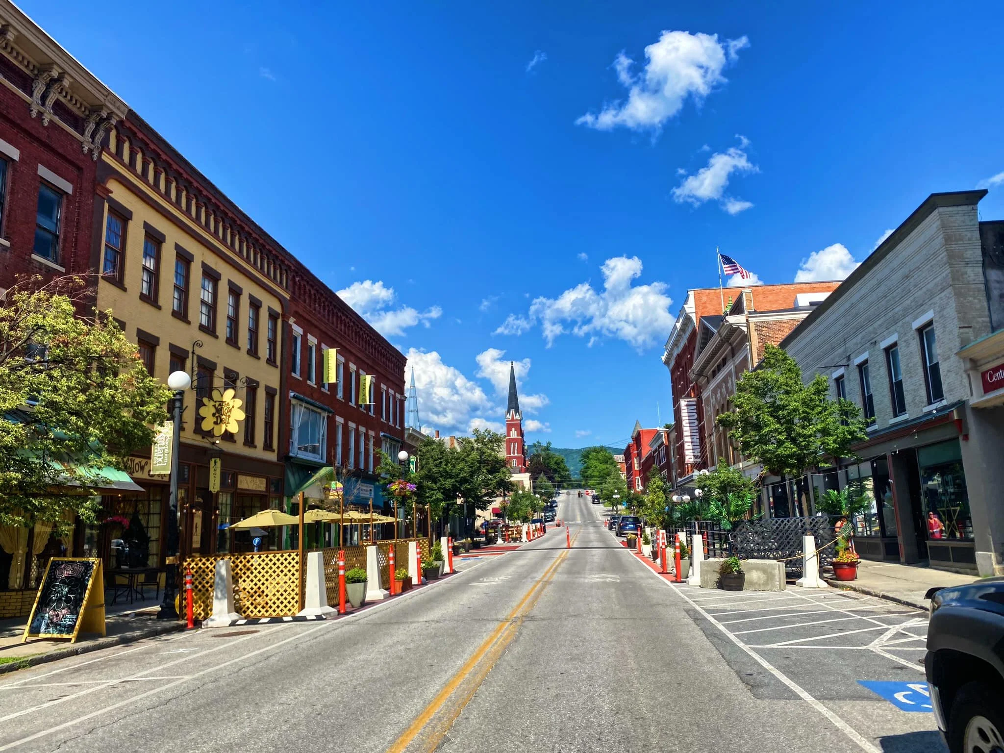 Downtown prepares to contemplate alternate looks for Center Street