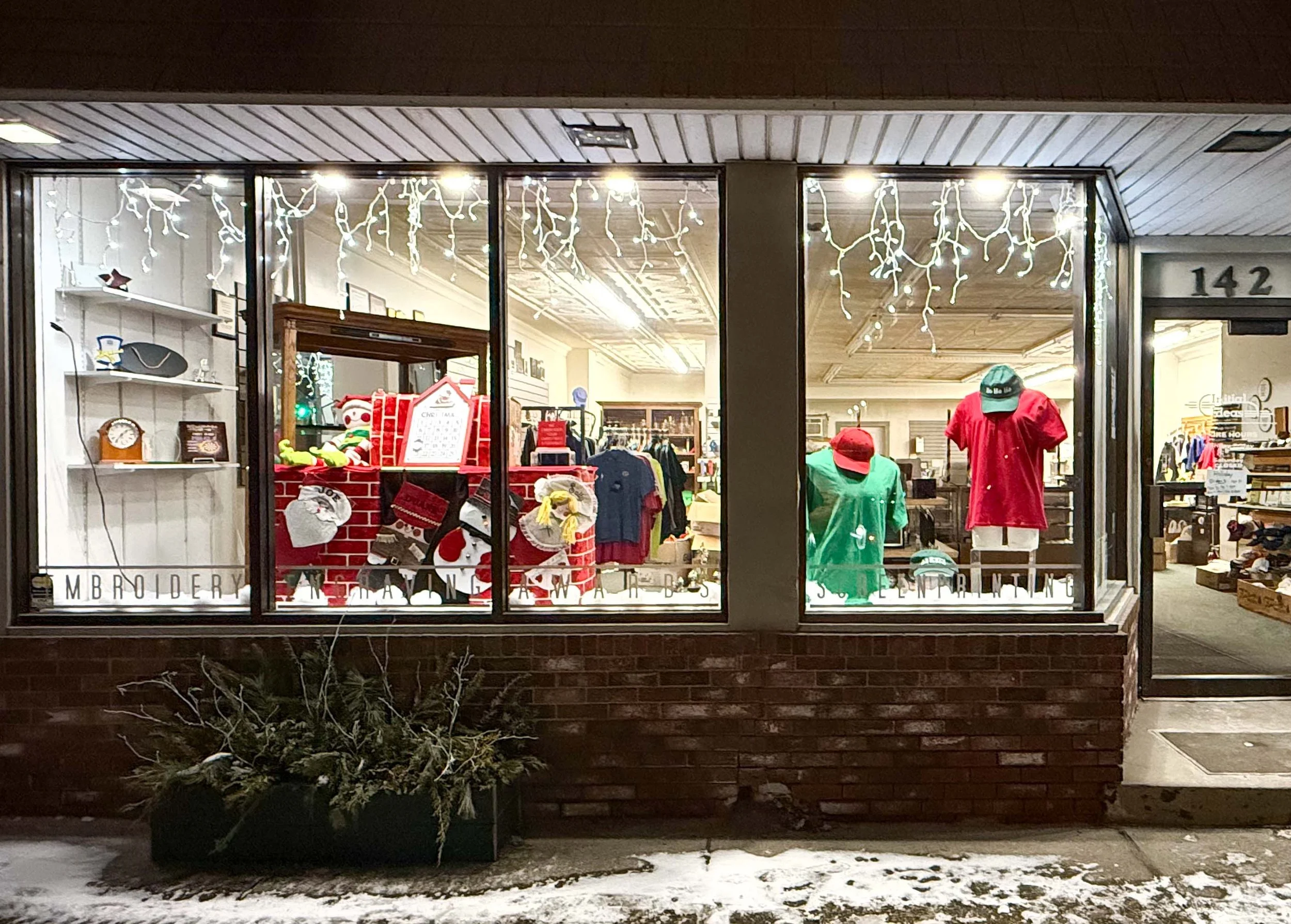 Initial Ideas, 142 West Street