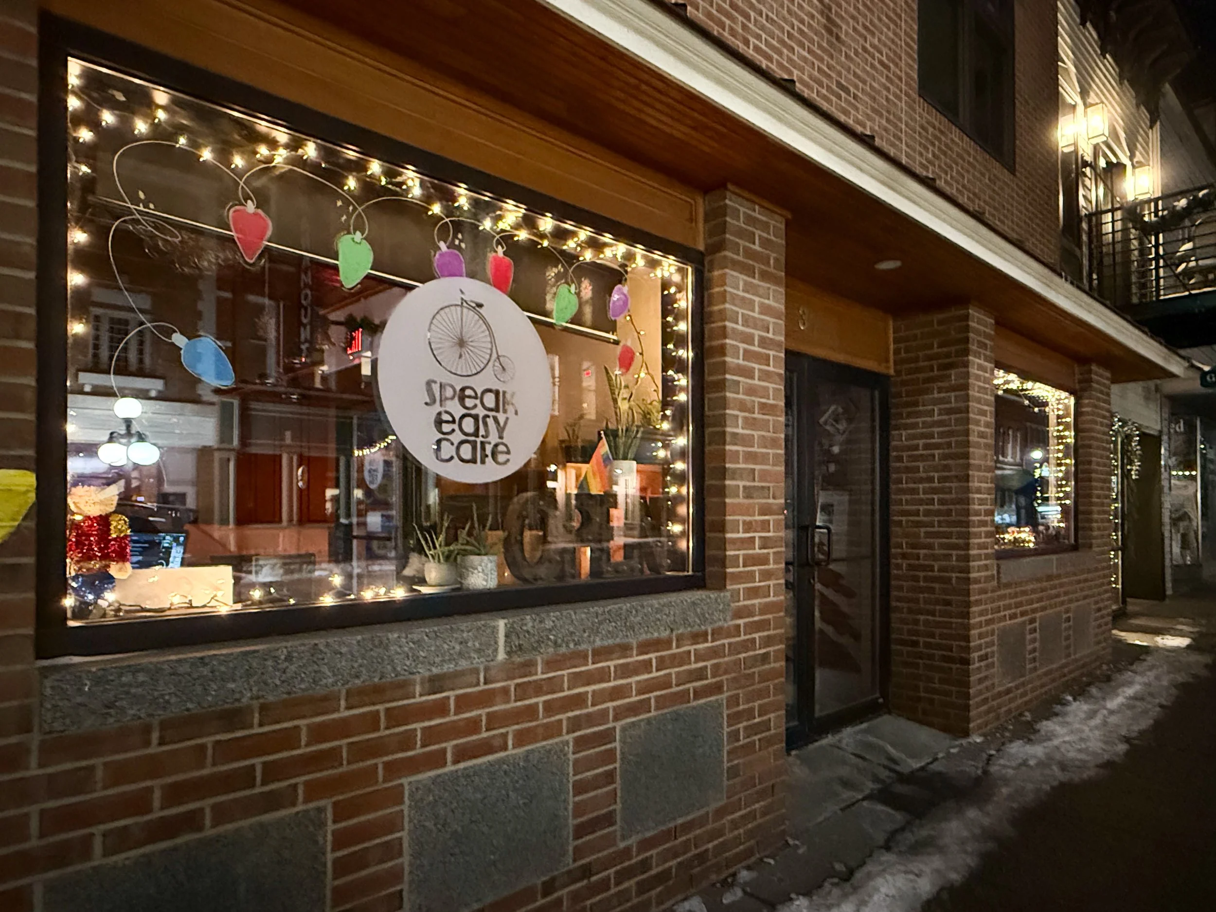 Speakeasy Café, 31 Center Street