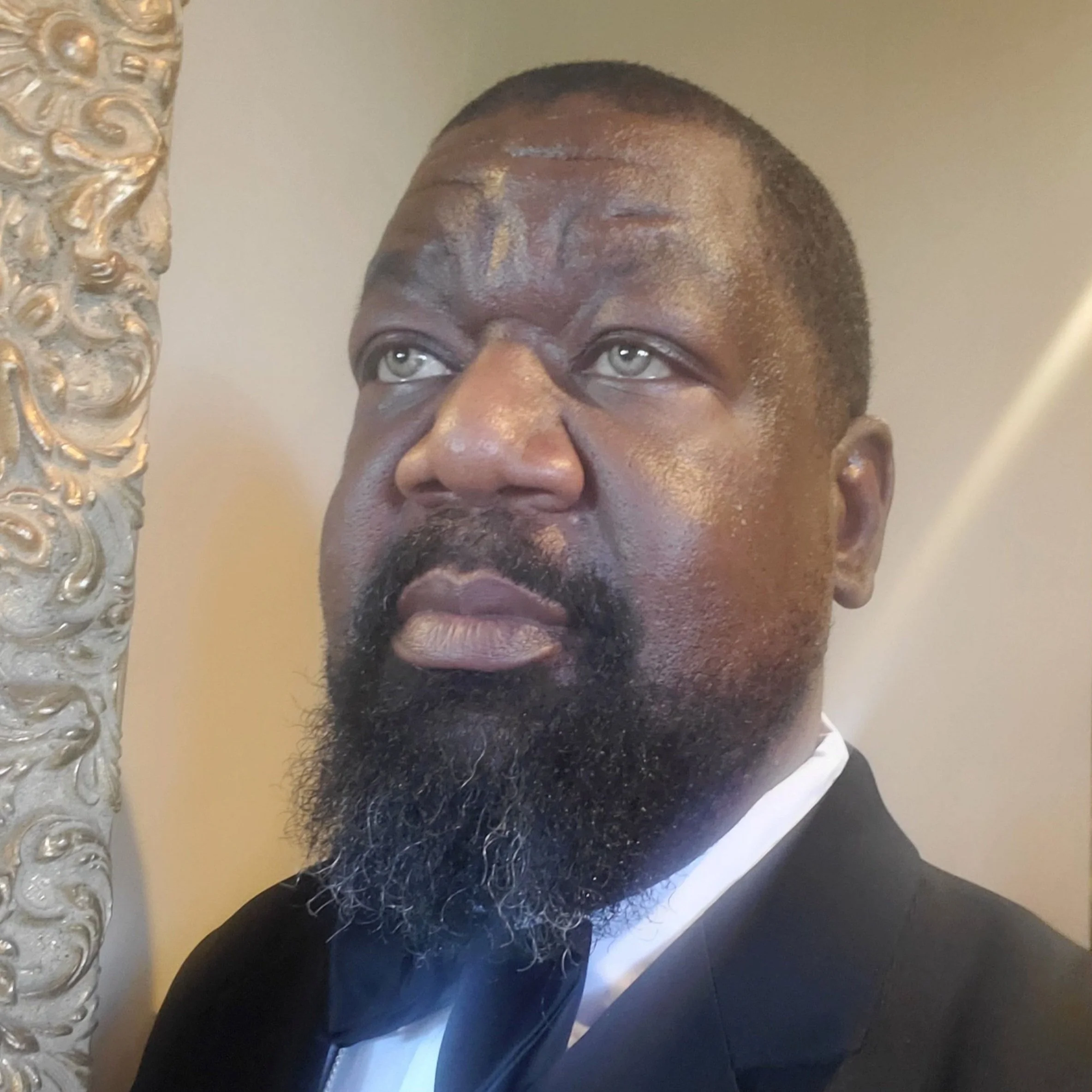 Rev Zeondrae RoShawn