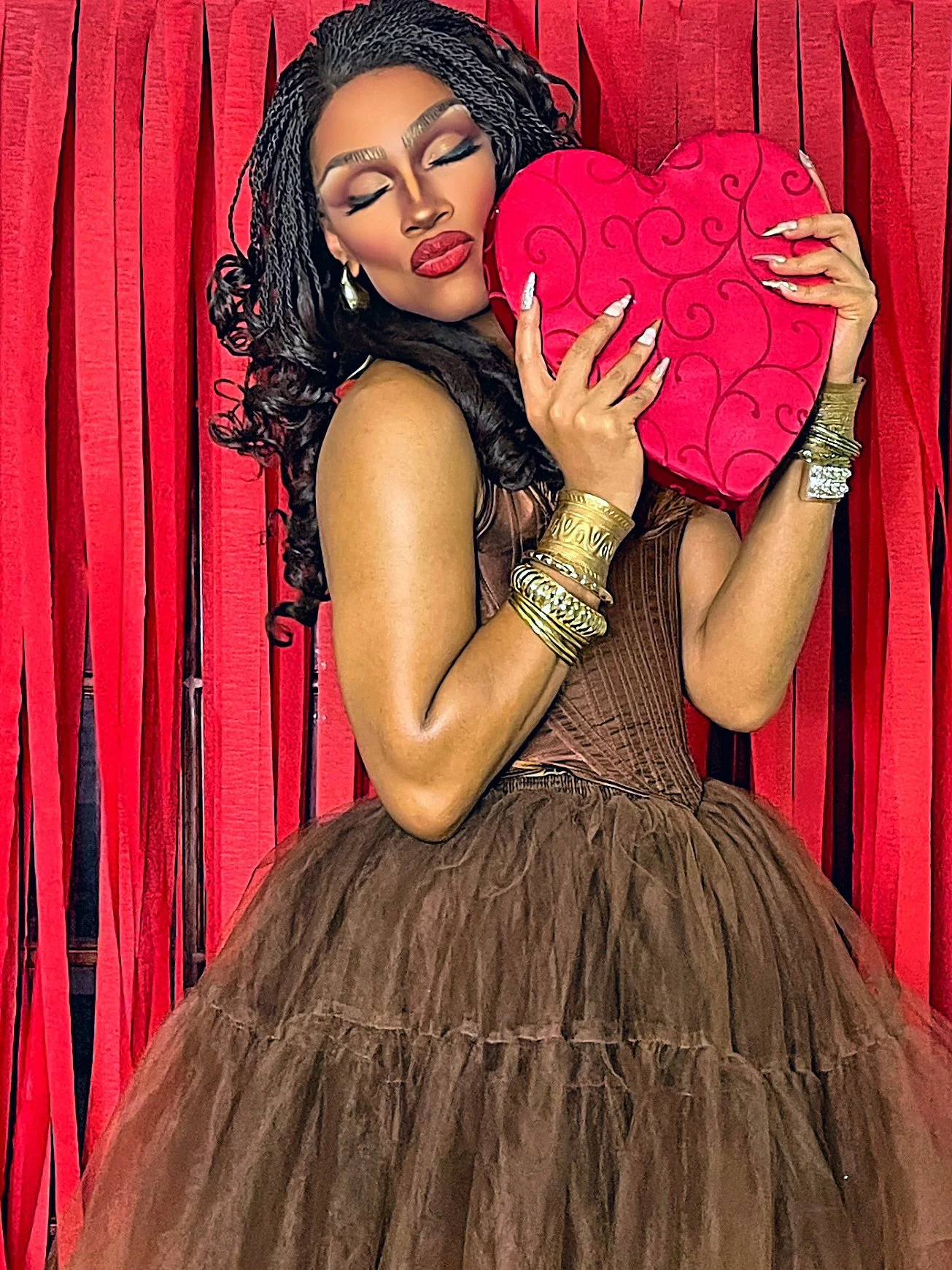 Facetune_13-02-2025-23-15-55.jpeg