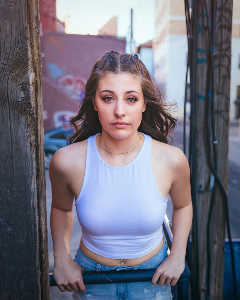 MV_17_03__zoe_aiello_0621.jpg