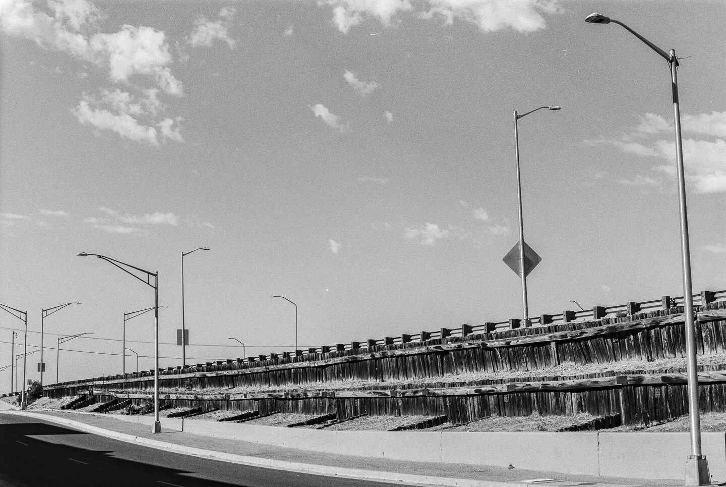 R1-07954-0000.jpg