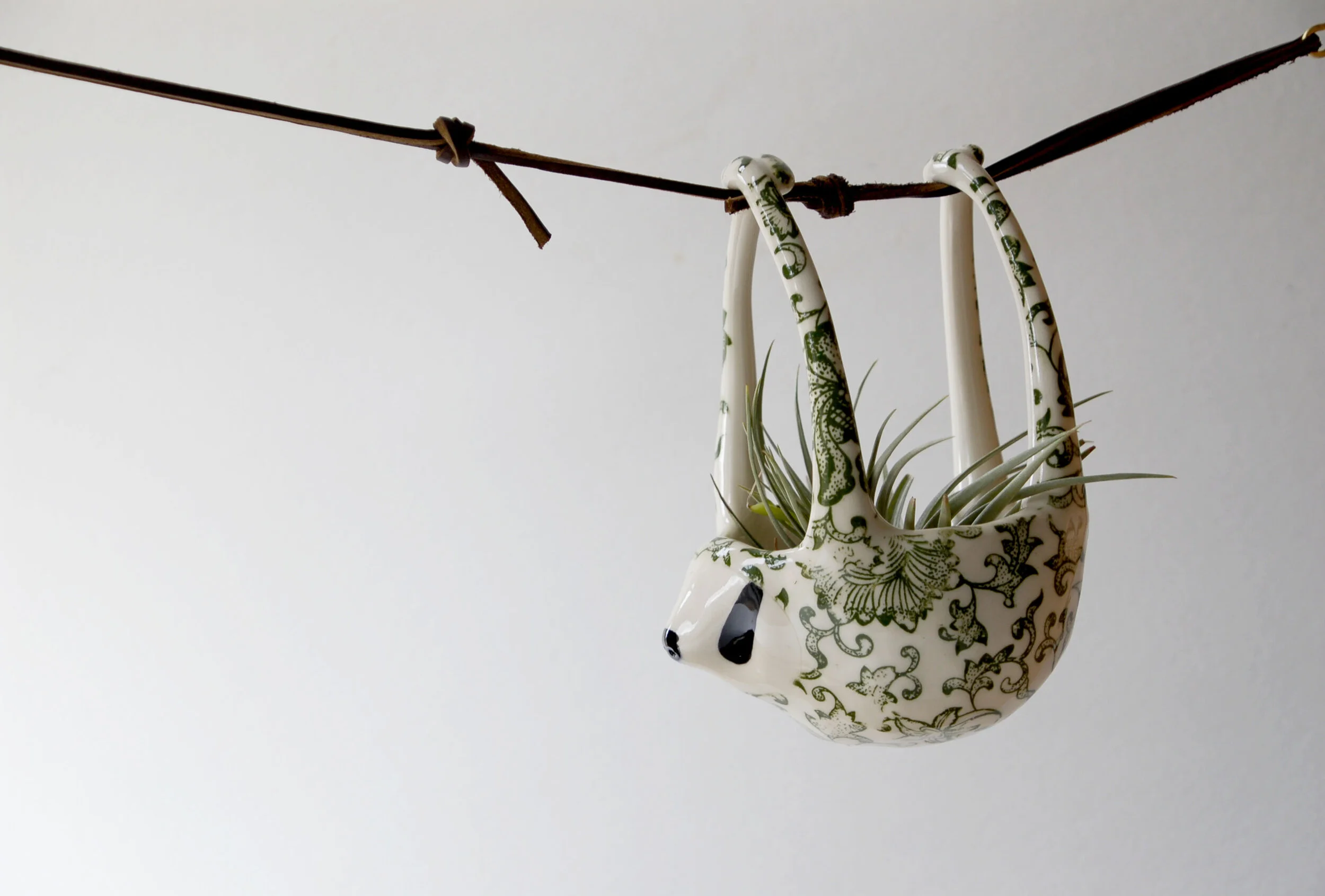 Hanging Sloth Bowl