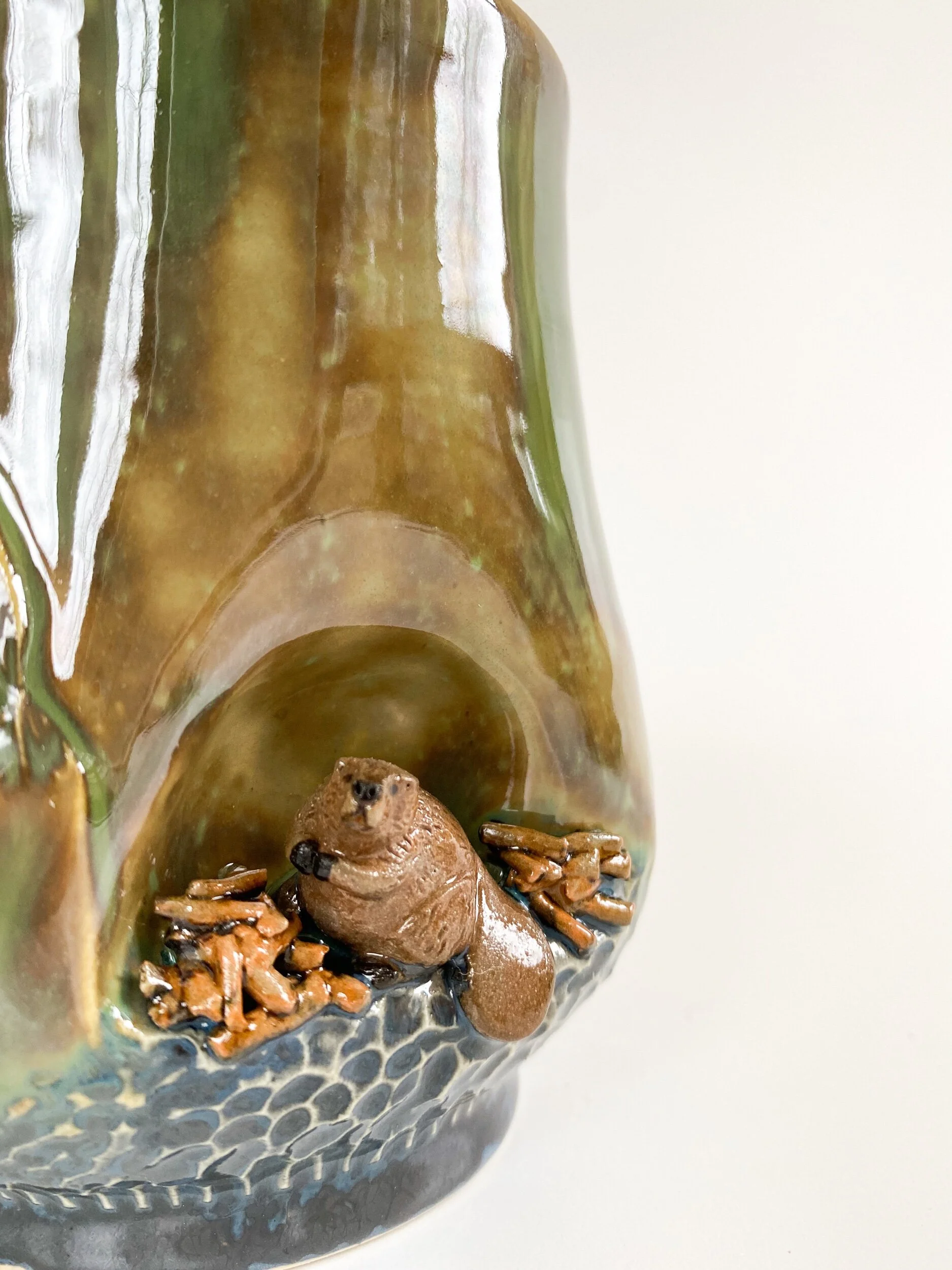 AAC26739-8A0D-4DA5-9382-D6428CDAD213