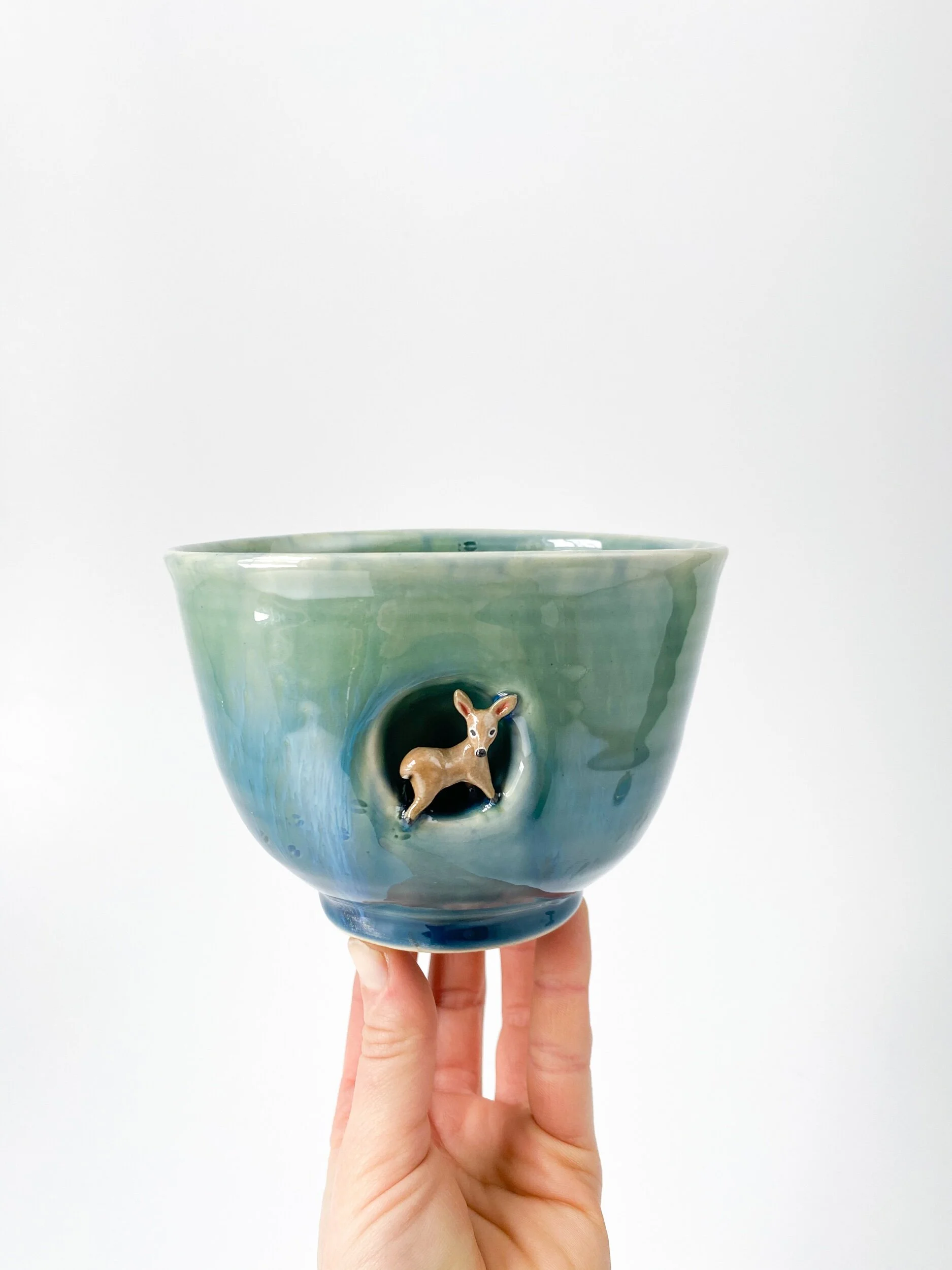 EDB8C1CF-4C2E-4503-861E-3F5507FCB7E3