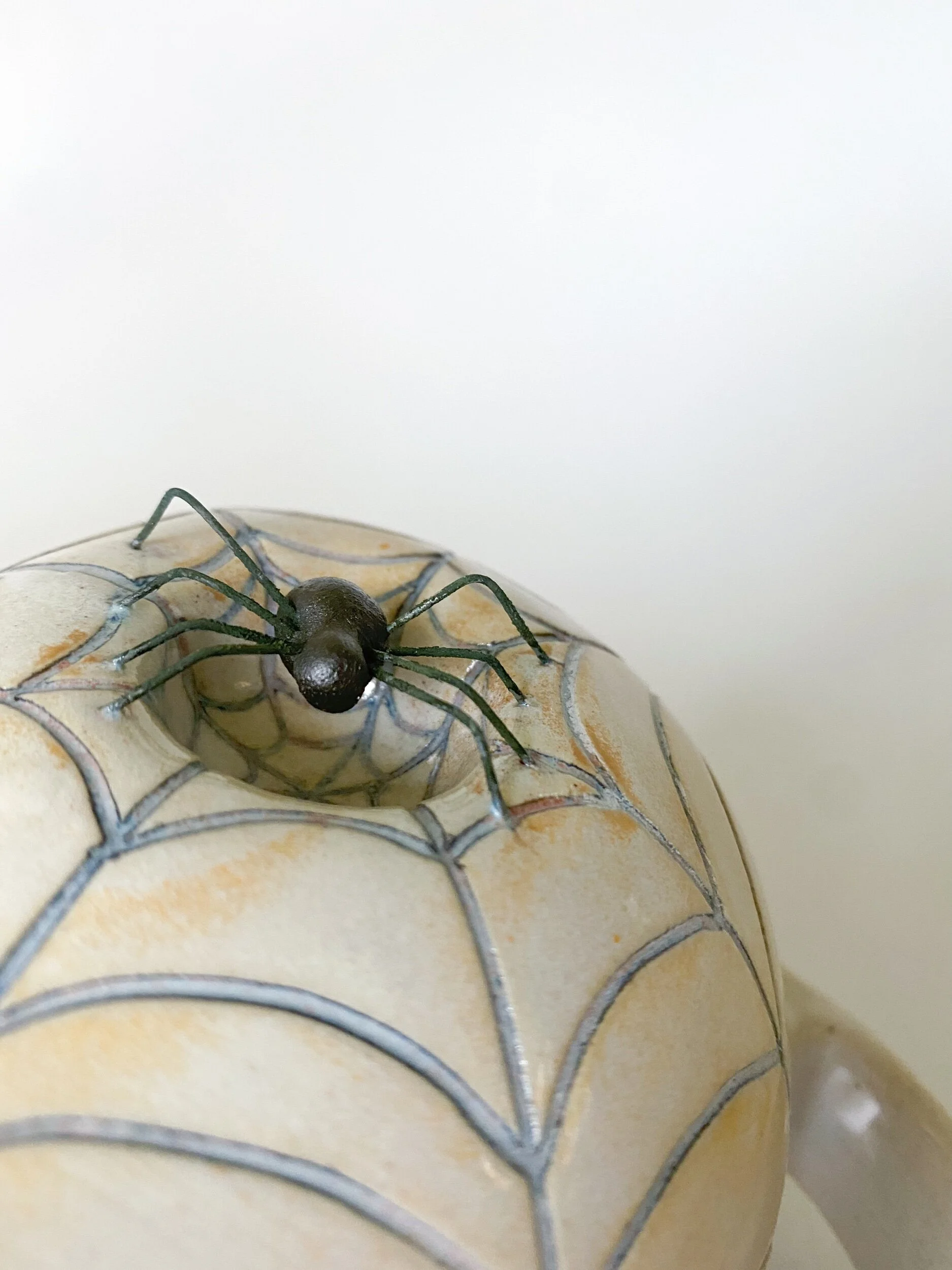 A0AB80BF-2BCD-4C08-A670-80F6EBEF0D88