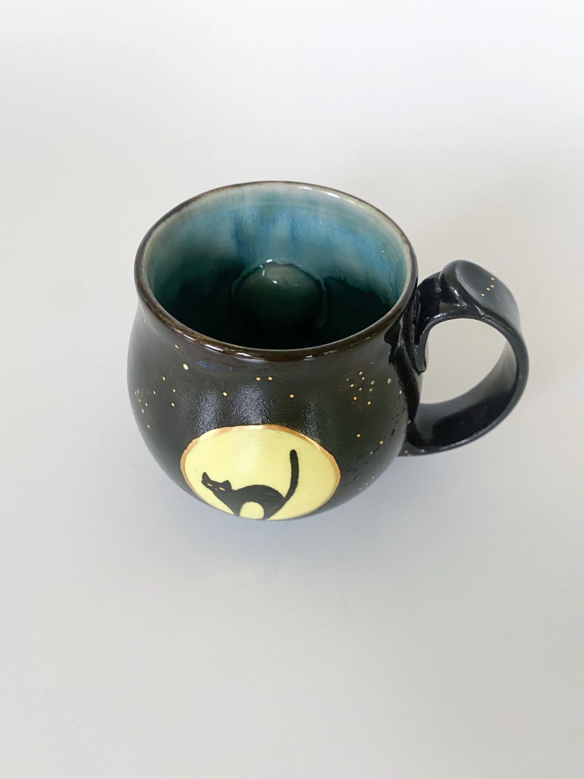 E7BB20B5-4BF2-4E0F-B0DC-5B1C3008D2EC